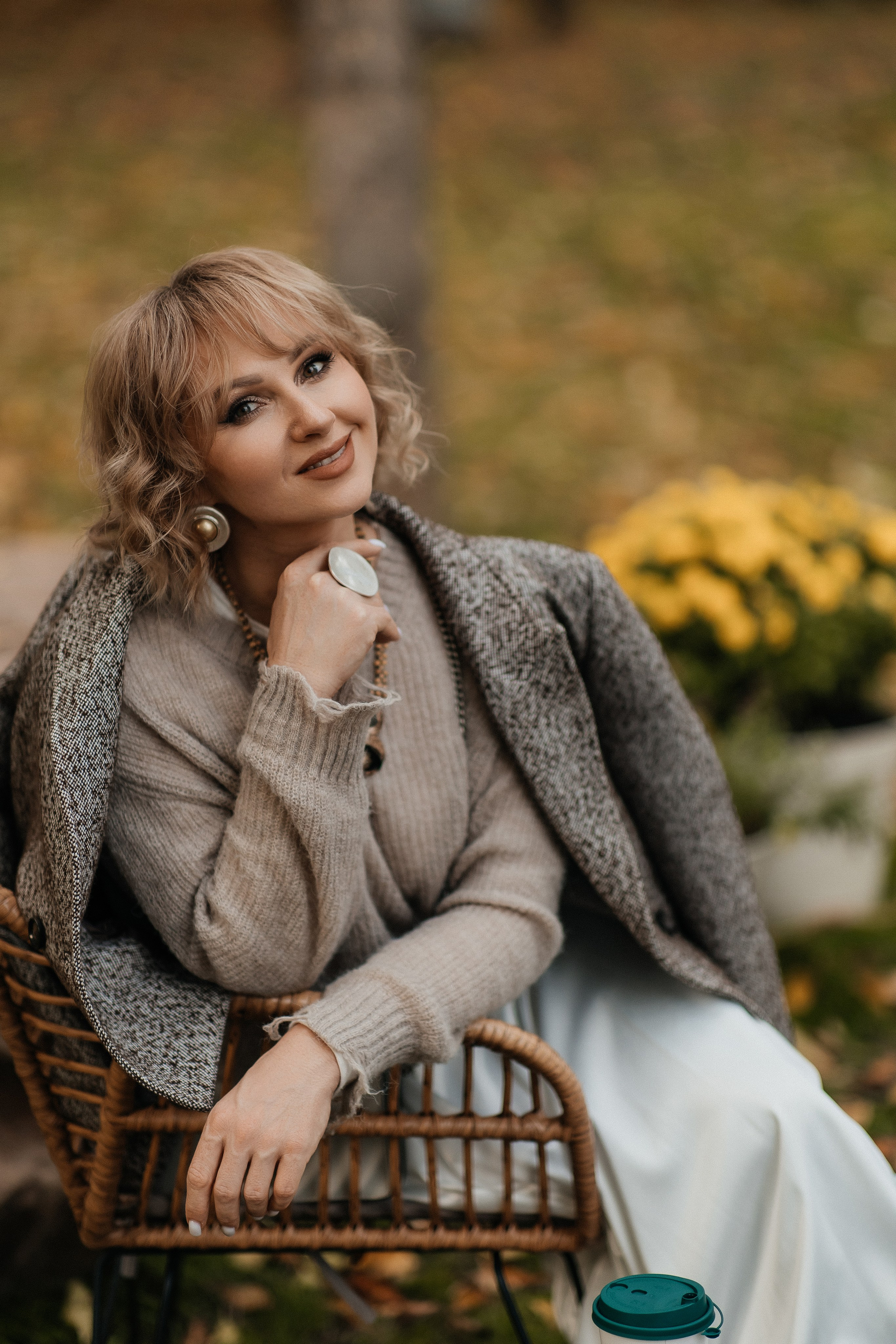 Маша и осень