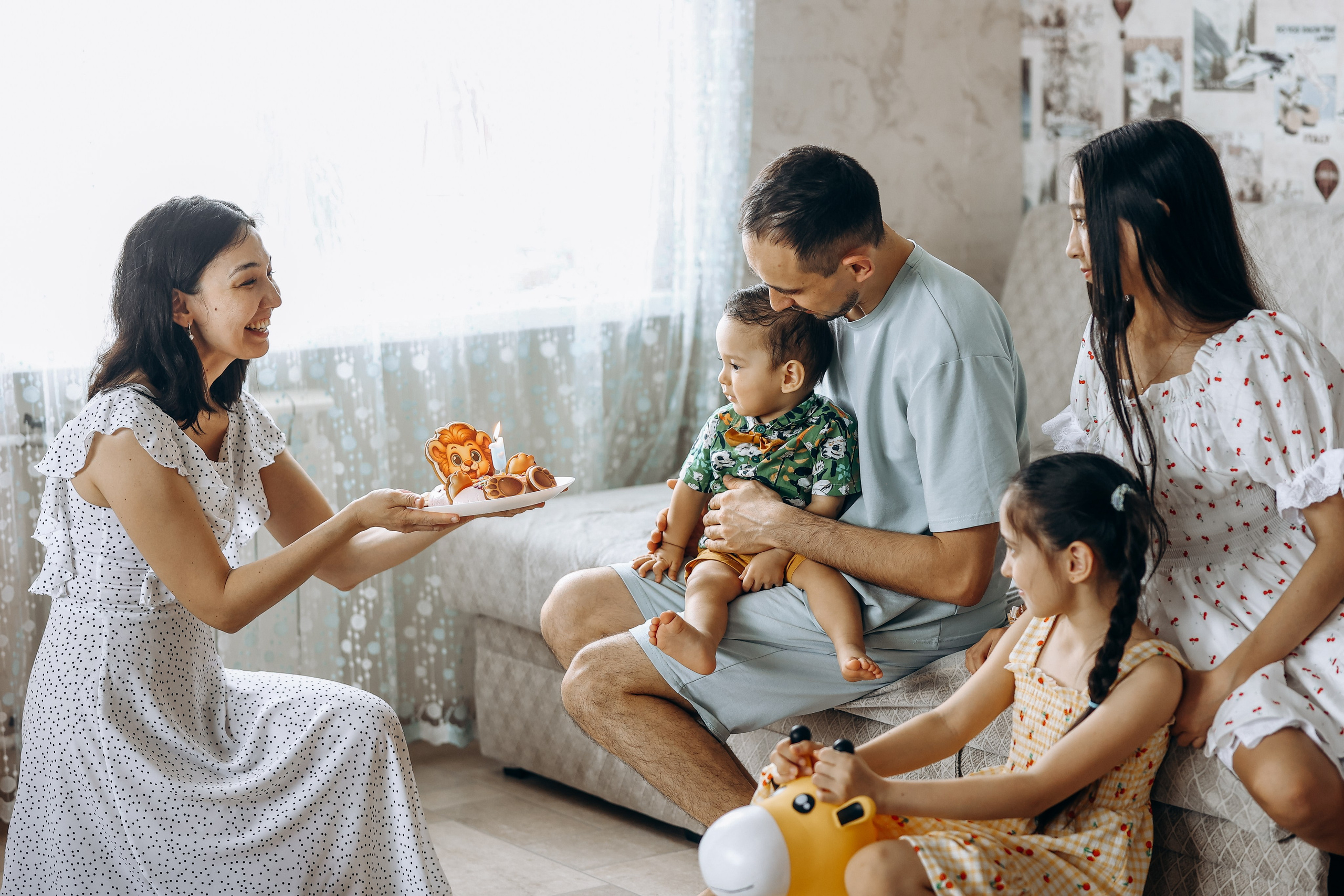 Годовасие маленького львенка. Детский фотограф в Дубне и Кашине Елена Карпушина
