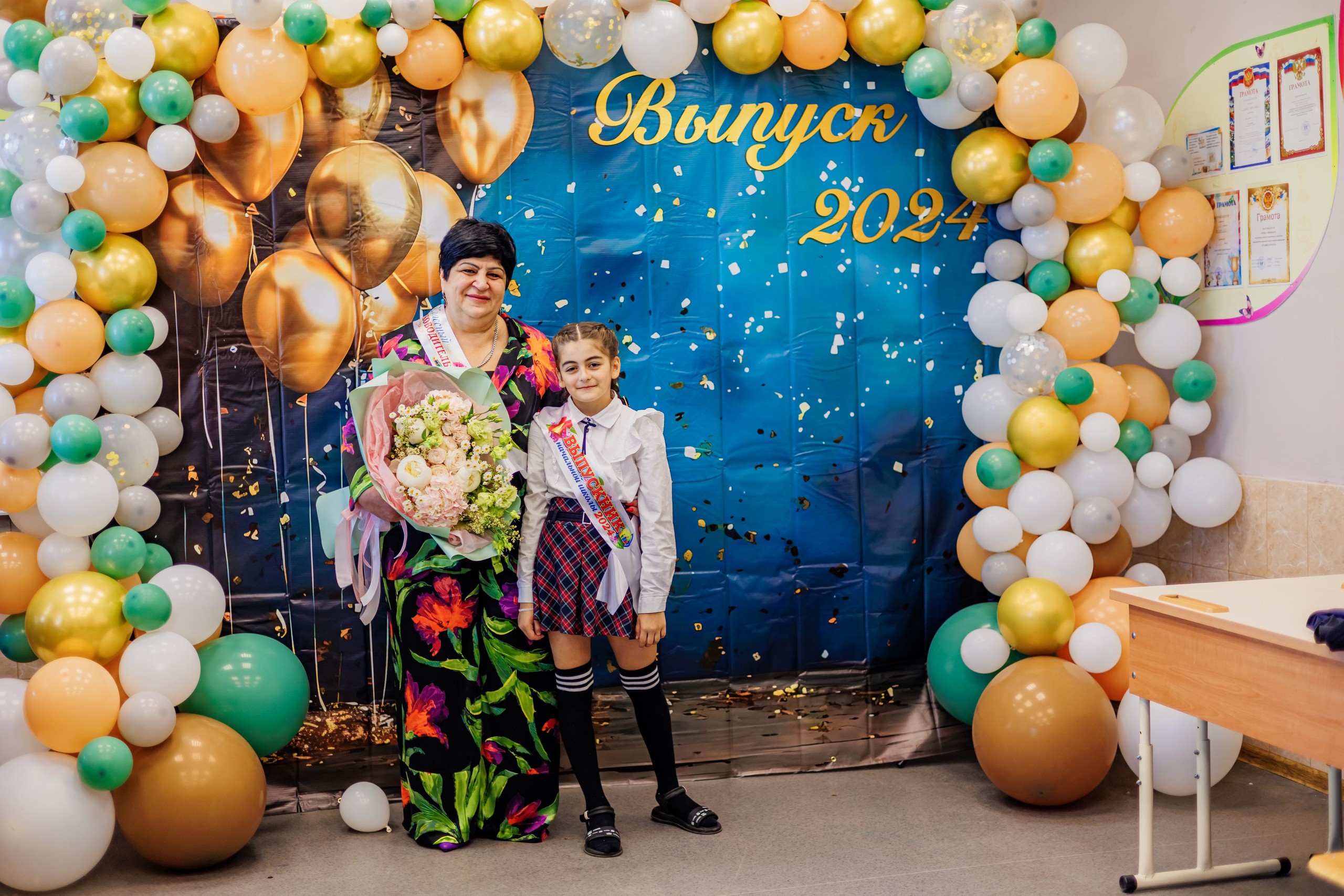 Выпуск 4а 25школа'24 год. Свадебный и семейный фотограф в Армавире