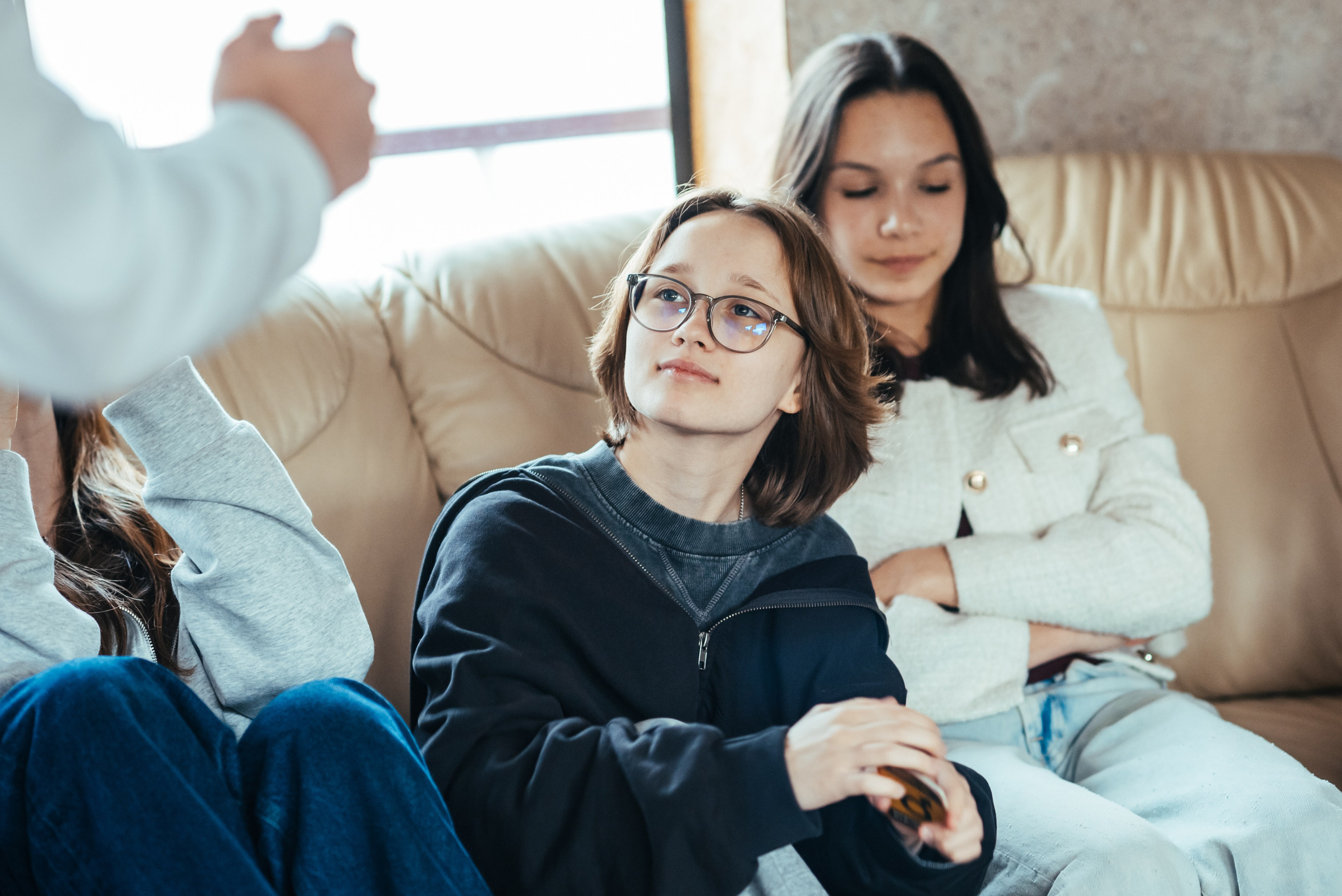 Последний звонок. Анастасия Петрович фотограф, фотокорреспондент в Москве и Санкт-Петербурге. Фотосъёмка репортажа, мероприятия, корпоративная съёмка, контент
