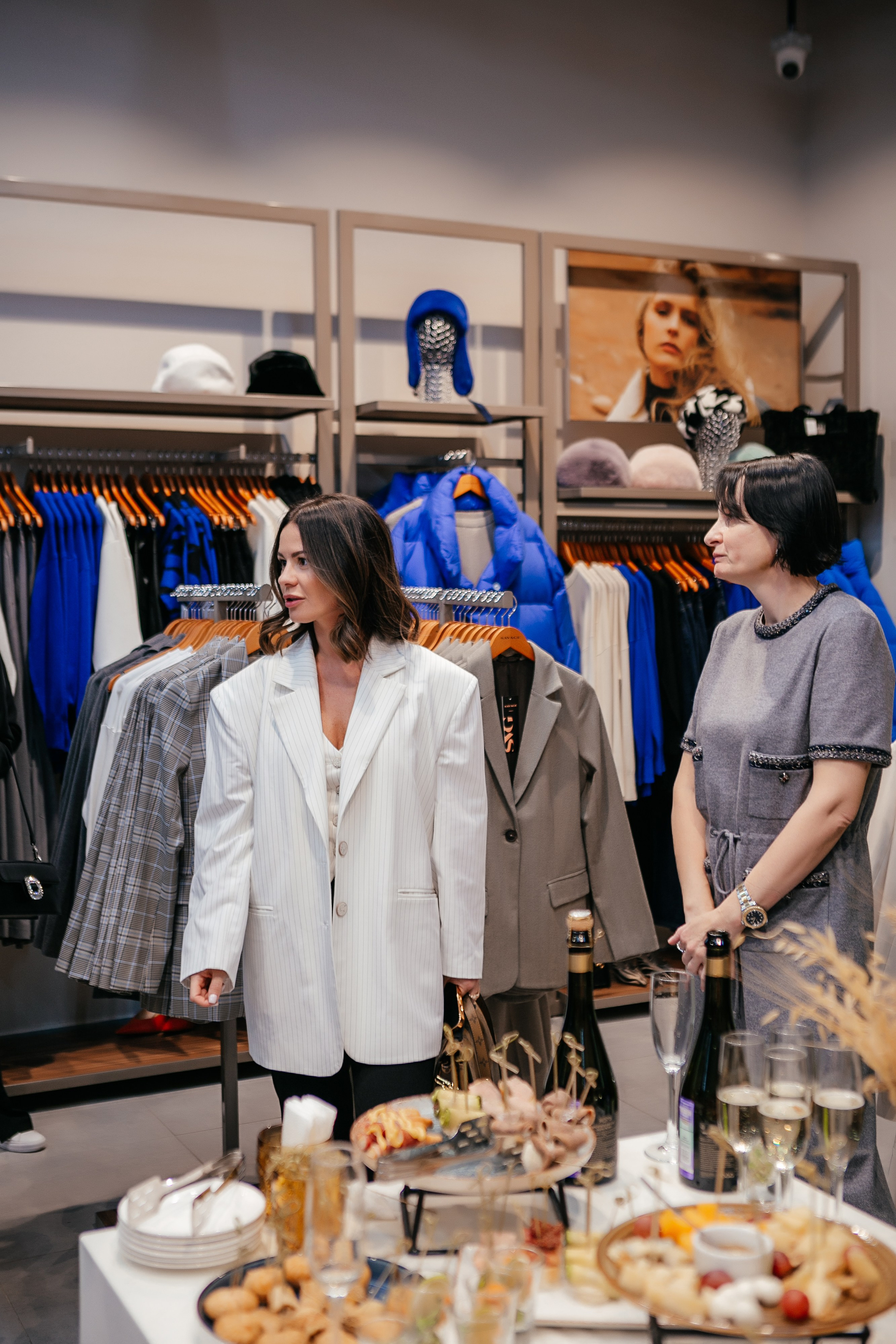 Открытие магазина SAVAGE. Контент фотограф, съемка для маркетплейсов, фуд съемка и репортажи в Новосибирске Ралия Галеева