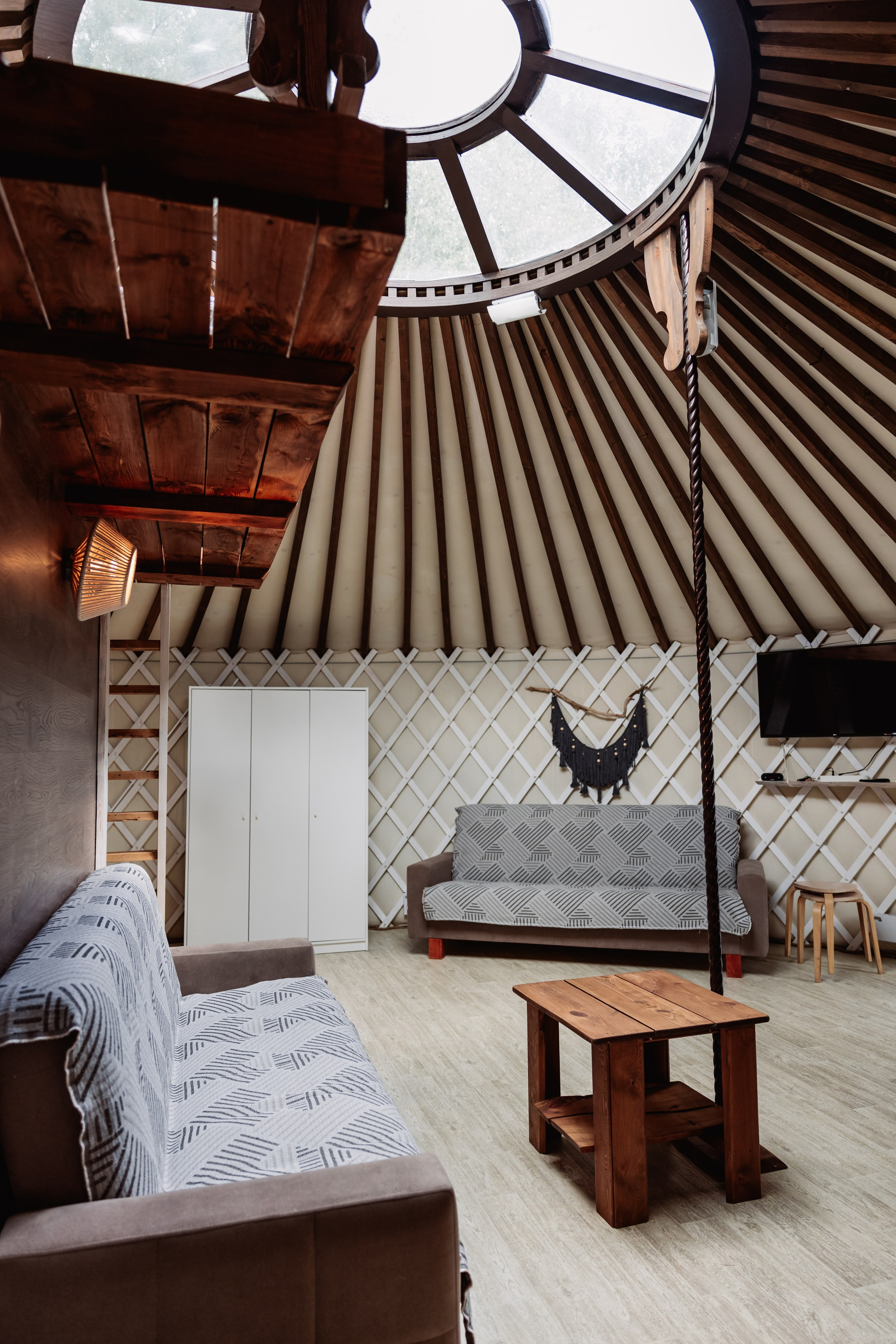 БЕРЕЗКА ВИЛАДЖ | Глэмпинг в Коломне | Юрта «Лесная». ФОТОГРАФ ИРИНА ШАМАТАВА