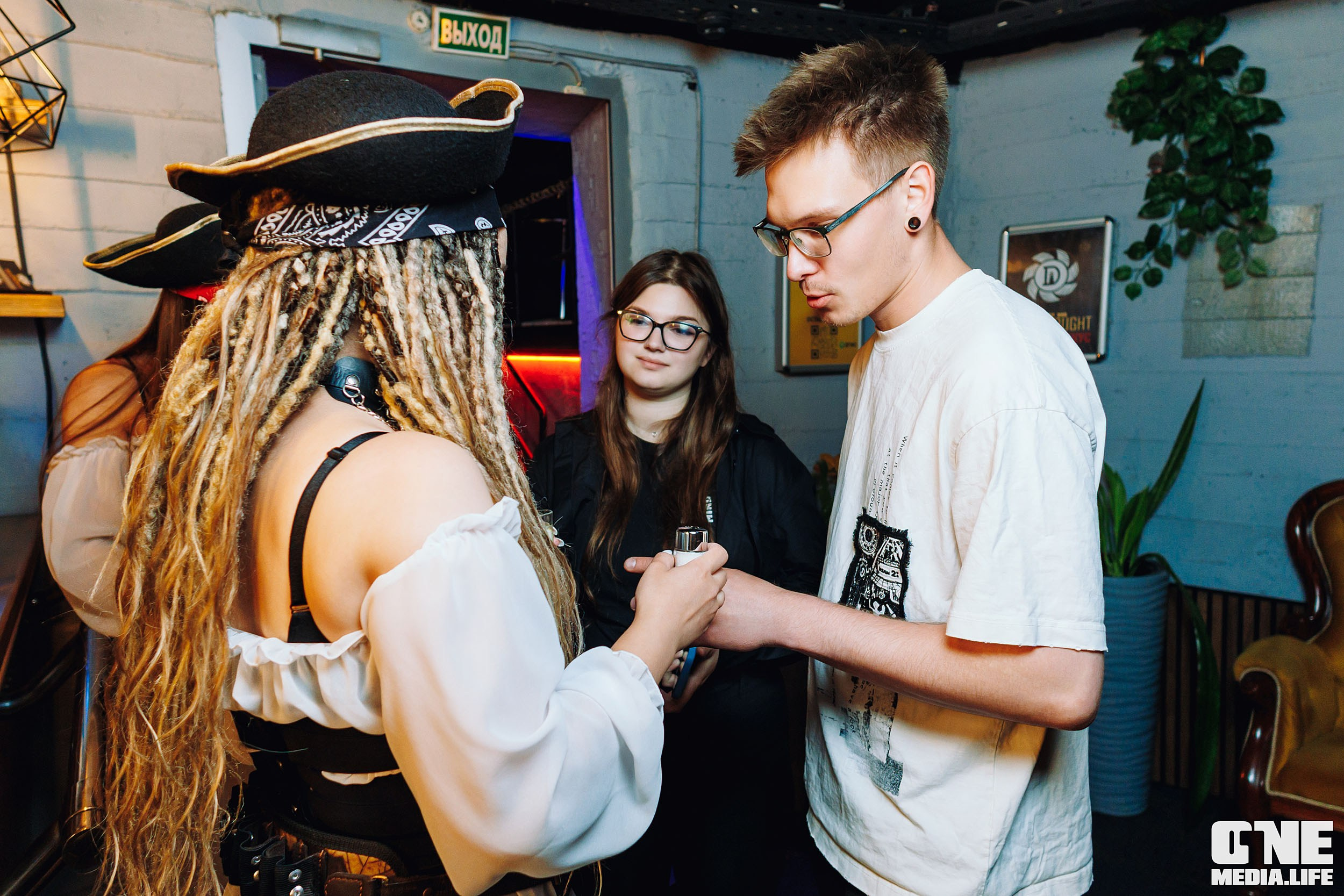 Фоторепортаж из бара Dreadnought. One Media Life: фоторепортажи, фотоотчеты с мероприятий и заведений