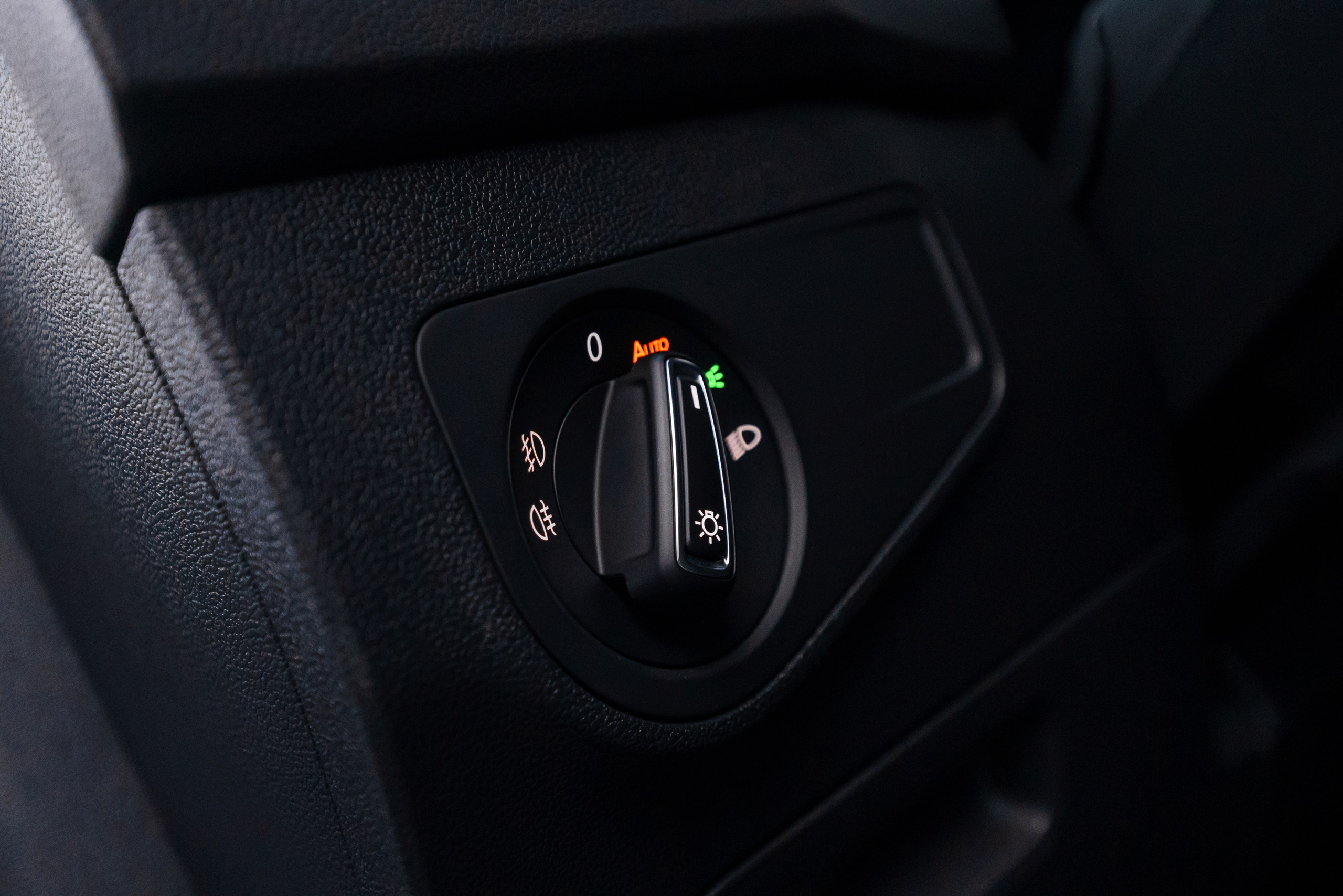 Съёмка автомобилей на продажу. Автомобильный фотограф в Москве | Базилев Александр