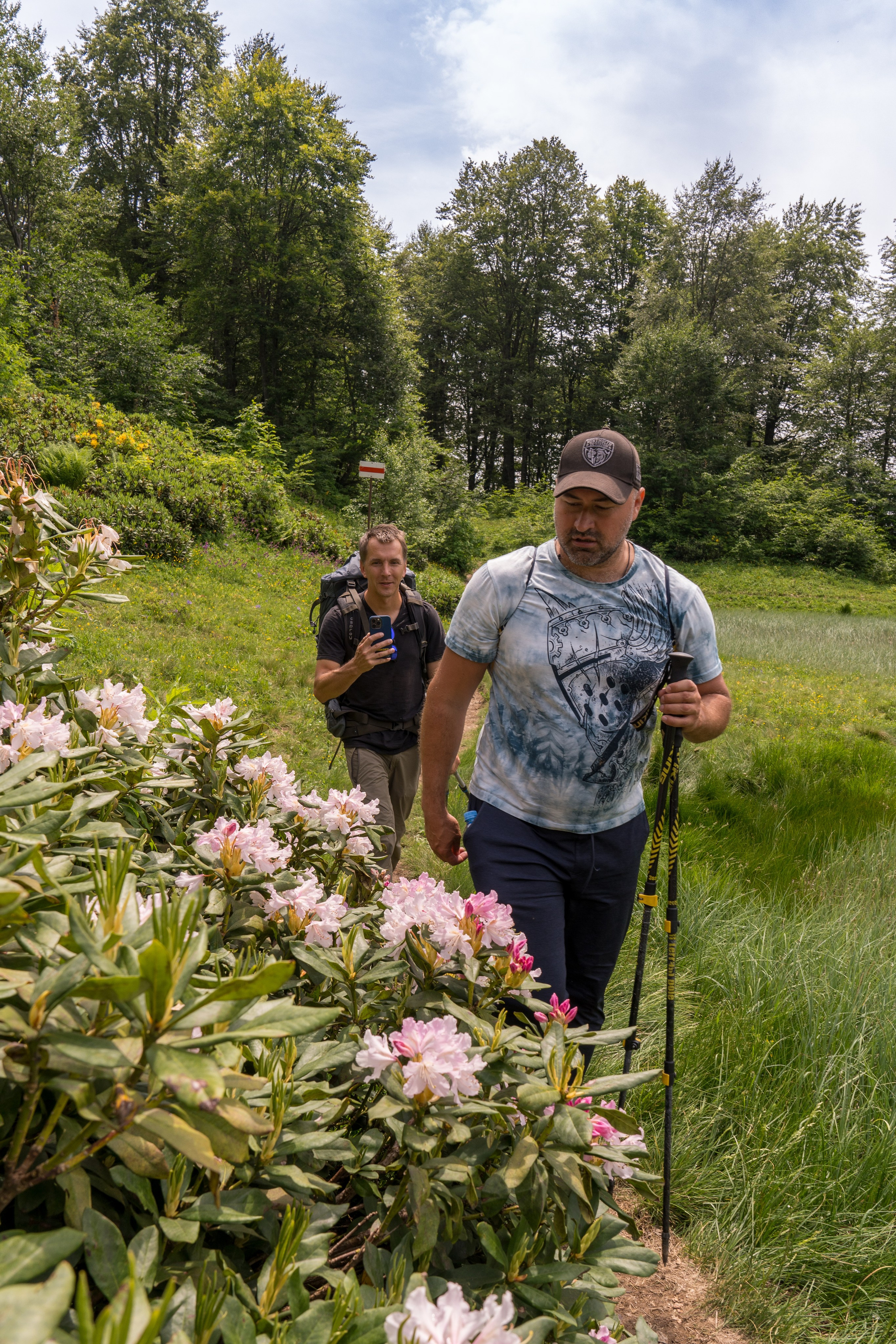 MICE мероприятие для компании «Доставка морем»: хайкинг к Ачипсинским водопадам. Репортажный фотограф в Красной Поляне и Сочи Павлюченко Екатерина