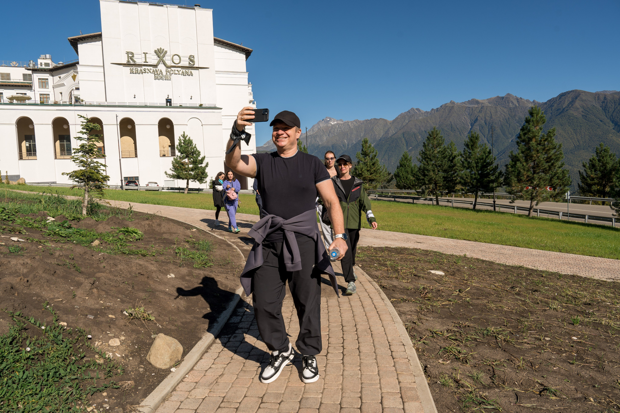 MICE меоприятие на курорте Красная Поляна для компании «Неометрия''. Репортажный фотограф в Красной Поляне и Сочи Павлюченко Екатерина