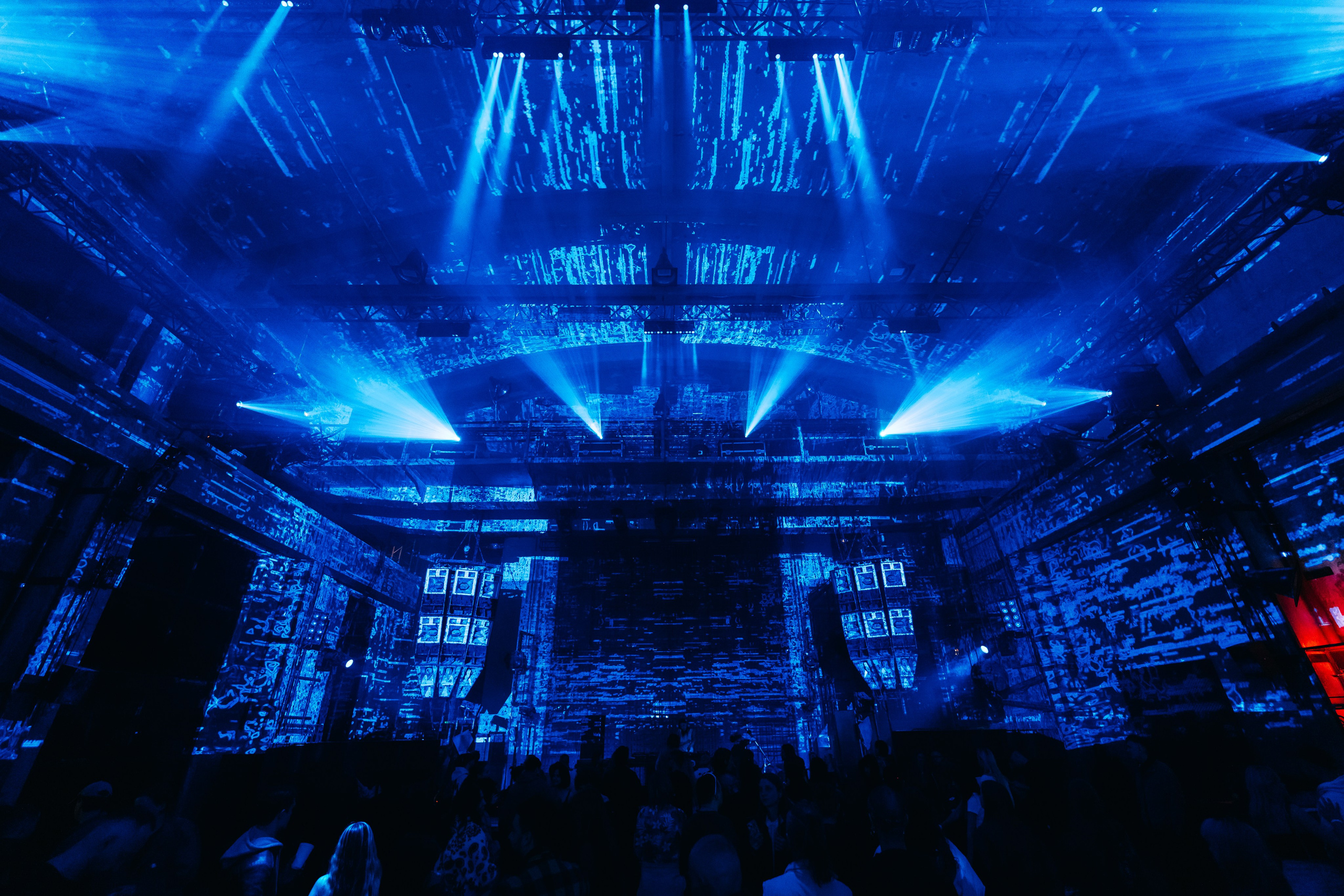 SICK YEARS, ARMA ╳ SILA SVETA. @tomrus: Рустам Шагиморданов — фотограф