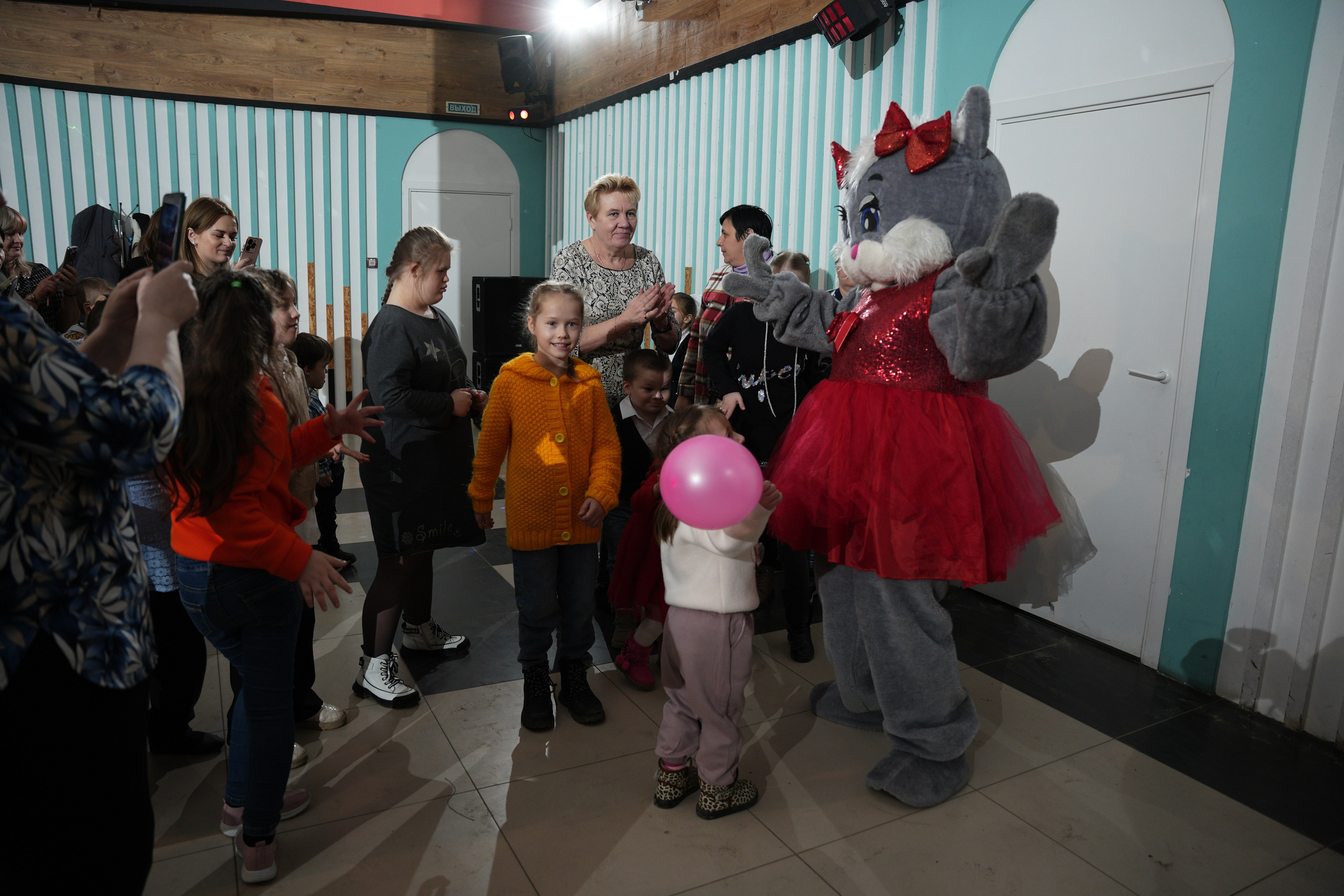 «Ты в этом мире не один " социально благотворительное мероприятие. Ольга Плаксина фотограф в Саратове