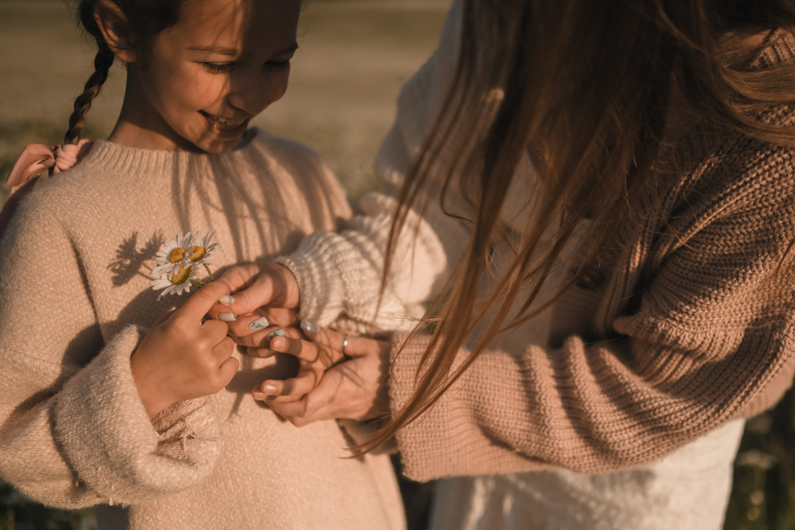 Семейная фотосессия в ромашковом поле в Крыму. Свадебный и семейный фотограф и видеограф, Крым, Москва, Санкт -Петербург