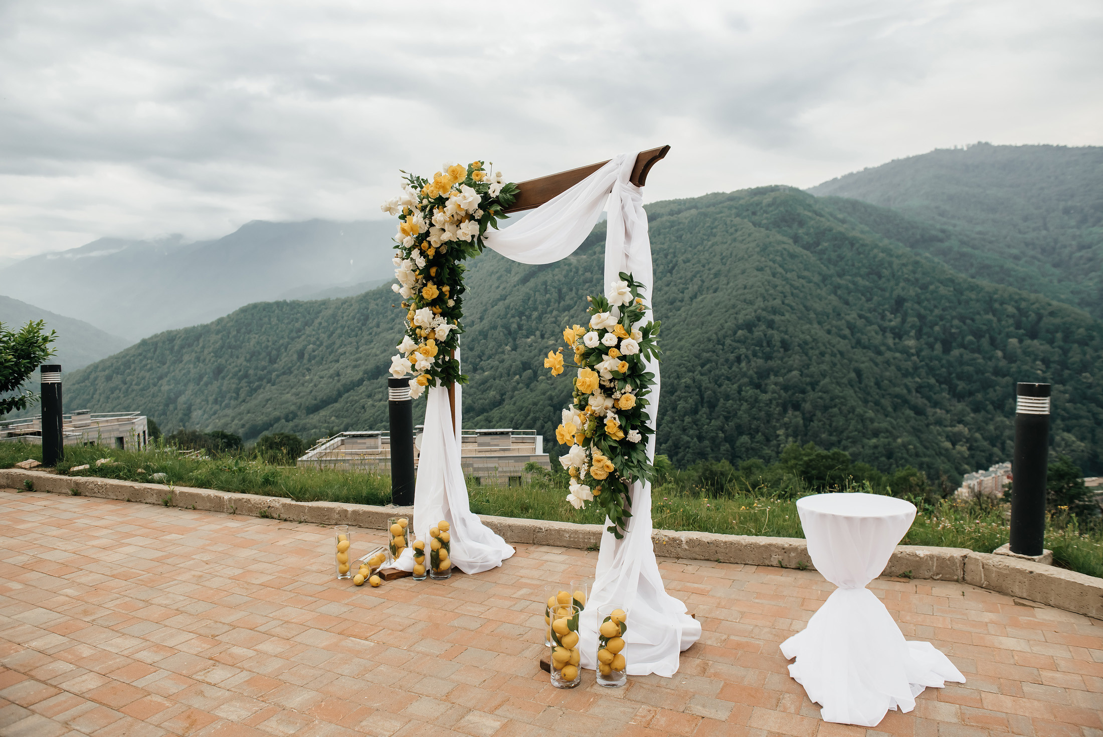 Свадьба в горах в Sky park отель. Фотограф Сочи Евгений Соколов