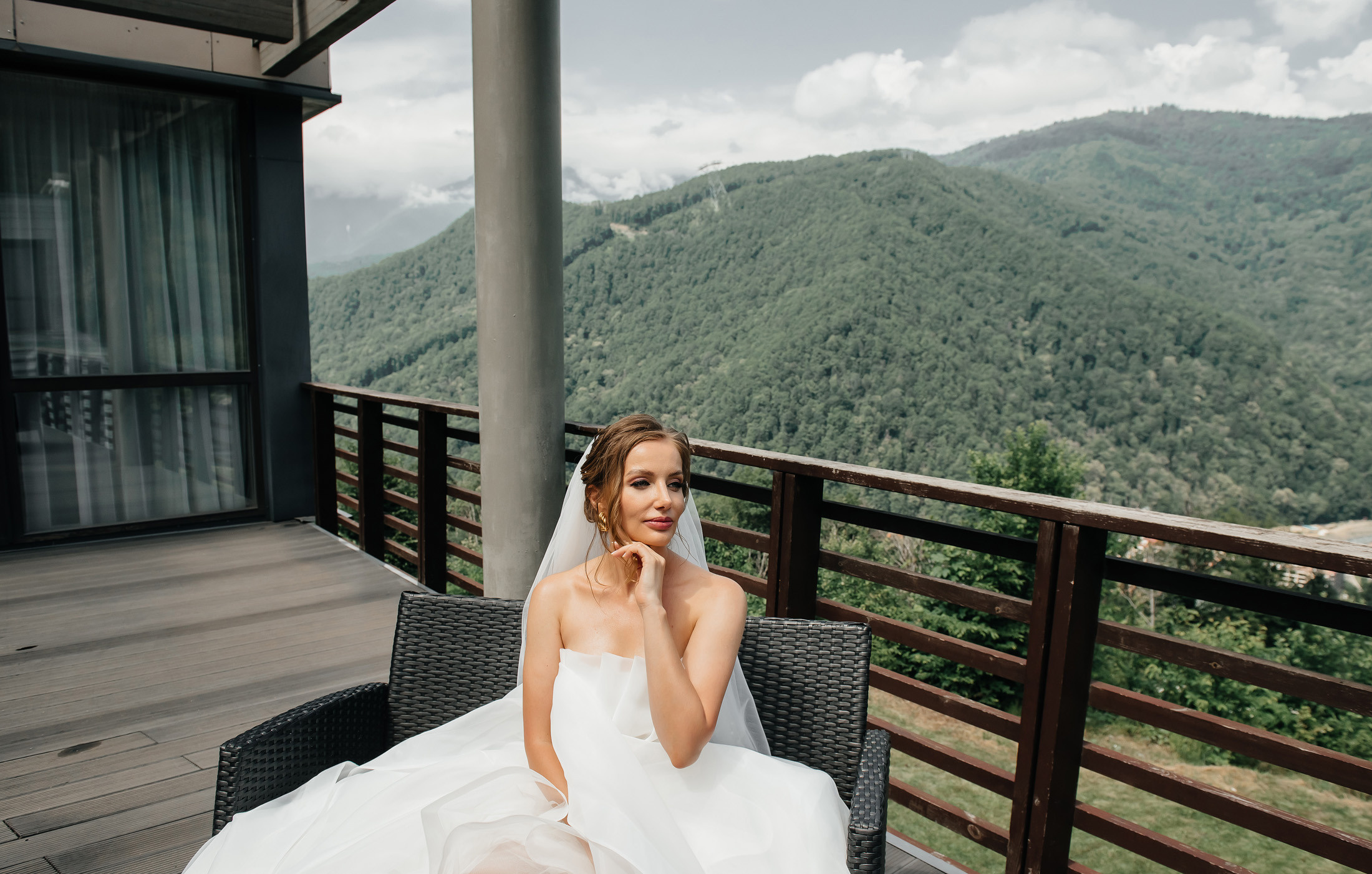 Свадьба в горах в Sky park отель. Фотограф Сочи Евгений Соколов