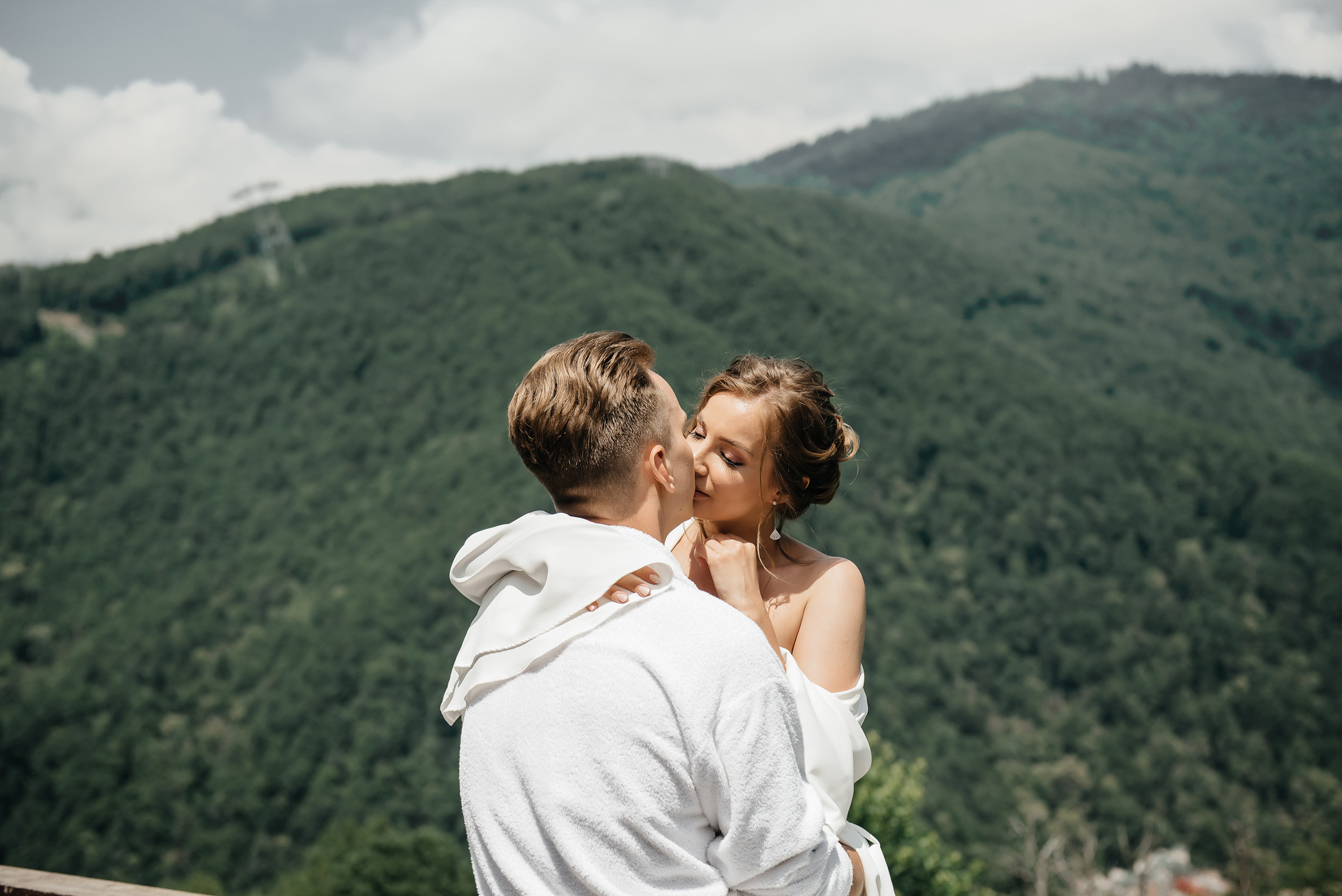 Свадьба в горах в Sky park отель. Фотограф Сочи Евгений Соколов