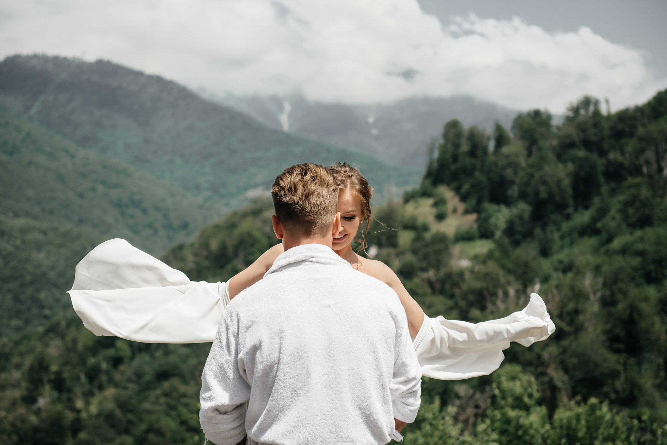 Свадьба в горах в Sky park отель. Фотограф Сочи Евгений Соколов