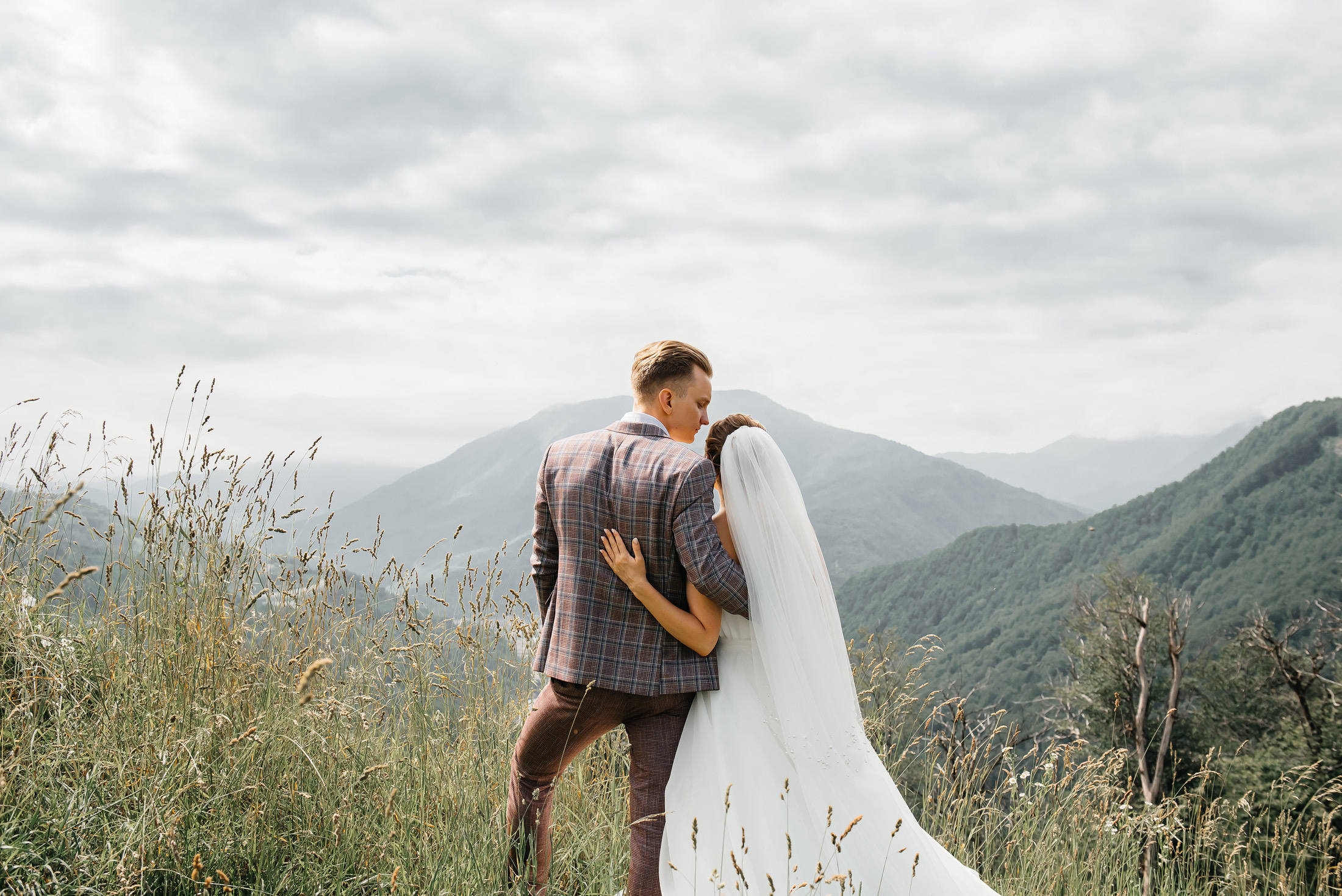 Свадьба в горах в Sky park отель. Фотограф Сочи Евгений Соколов