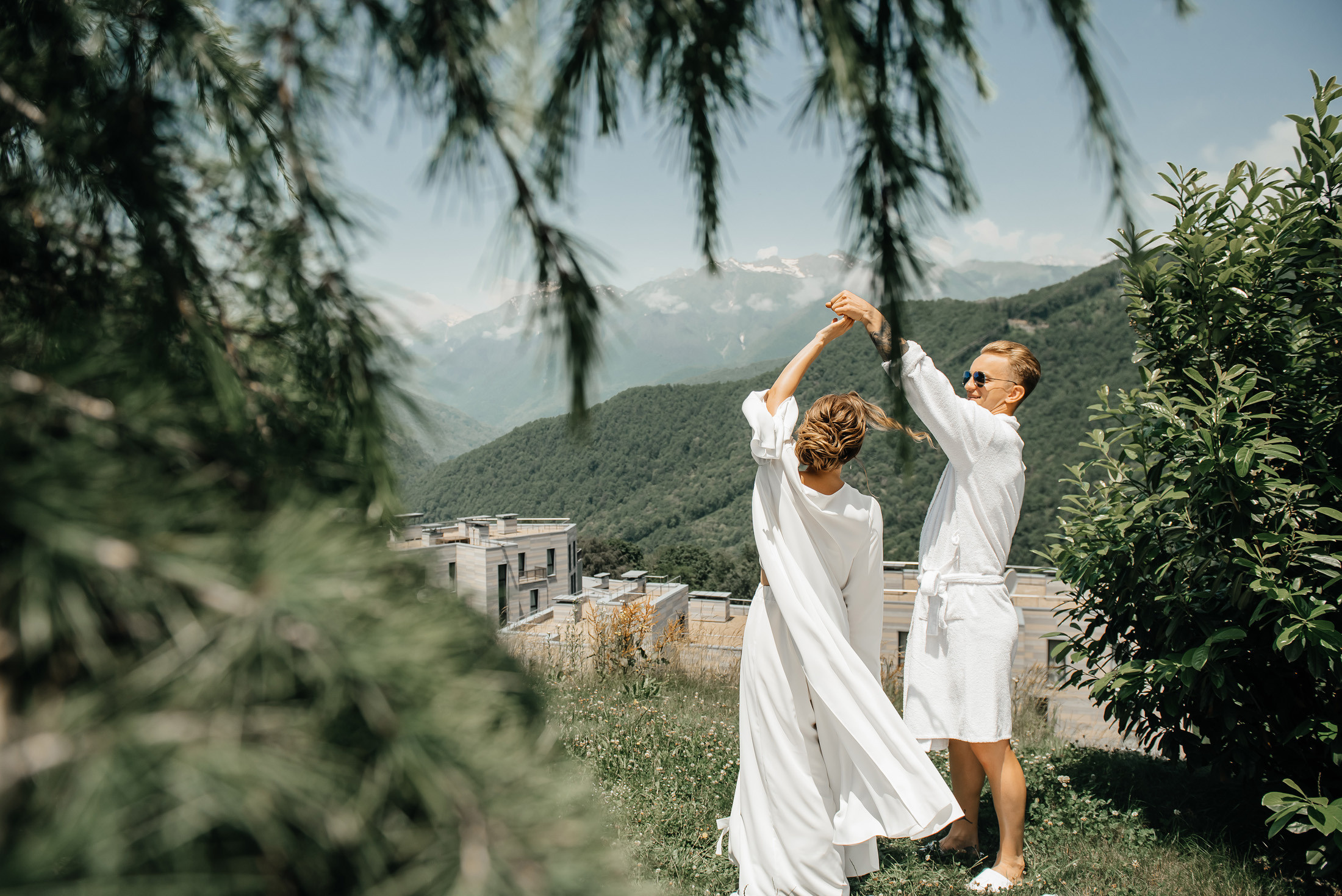 Свадьба в горах в Sky park отель. Фотограф Сочи Евгений Соколов