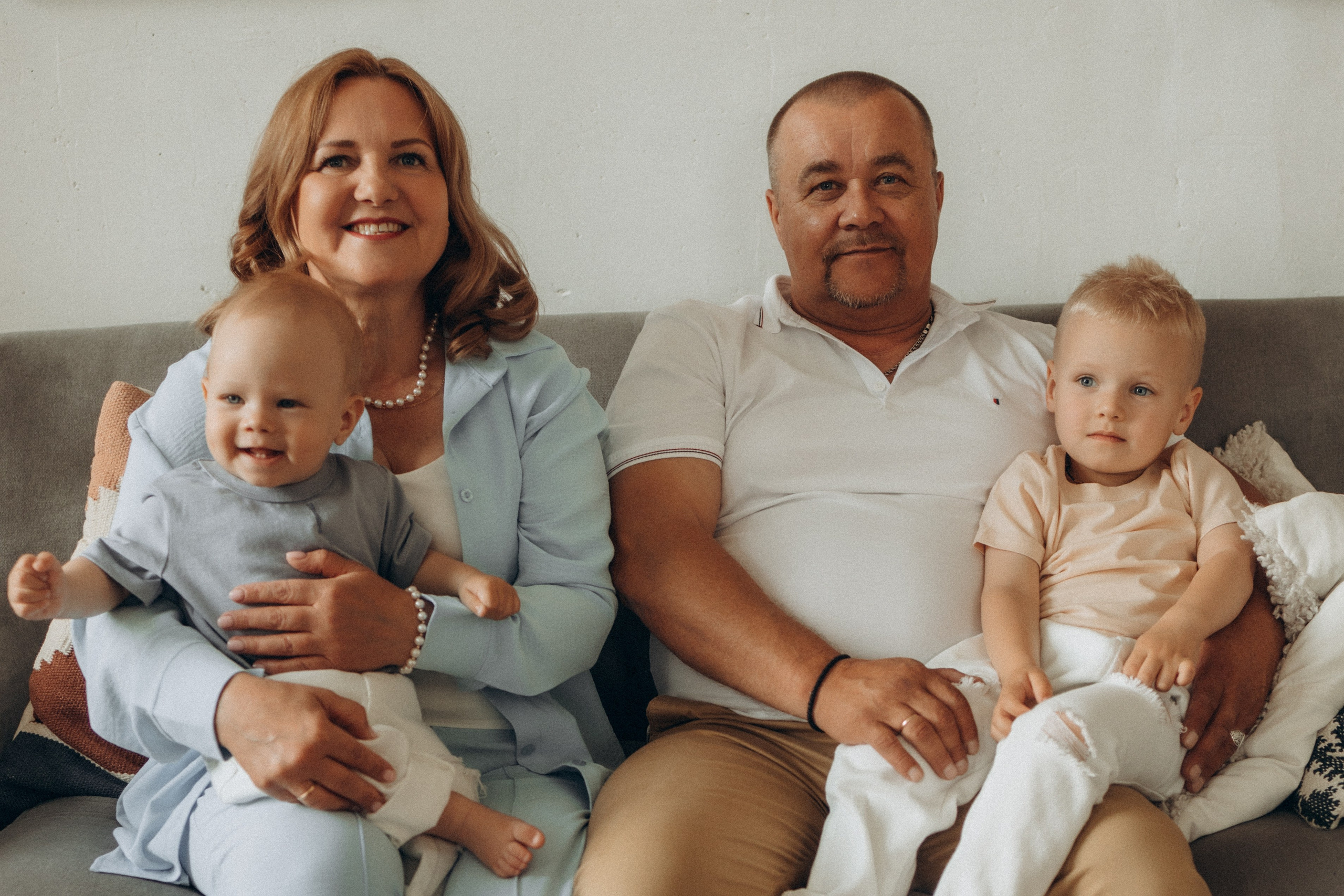 Семейная история в студии. Семейный и женский фотограф в Москве Коновалова Олеся