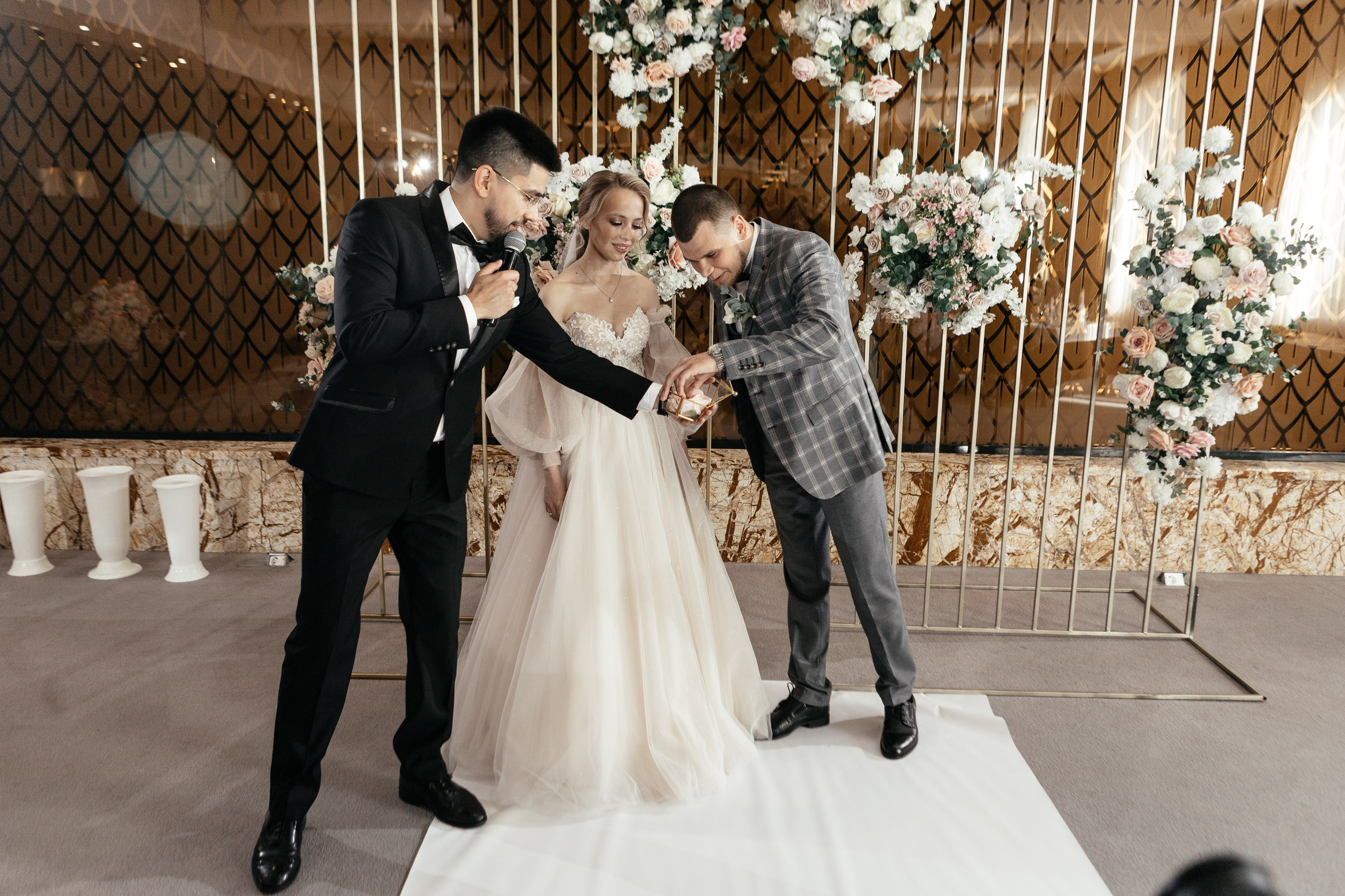 Свадебный фотограф Уфа — Руслан ГабдлисламовЖивые эмоции, красивые кадры, воспоминания на всю жизнь.Работаю по всей Республике Башкортоста. Свадебный фотограф Уфа Руслан Габдлисламов