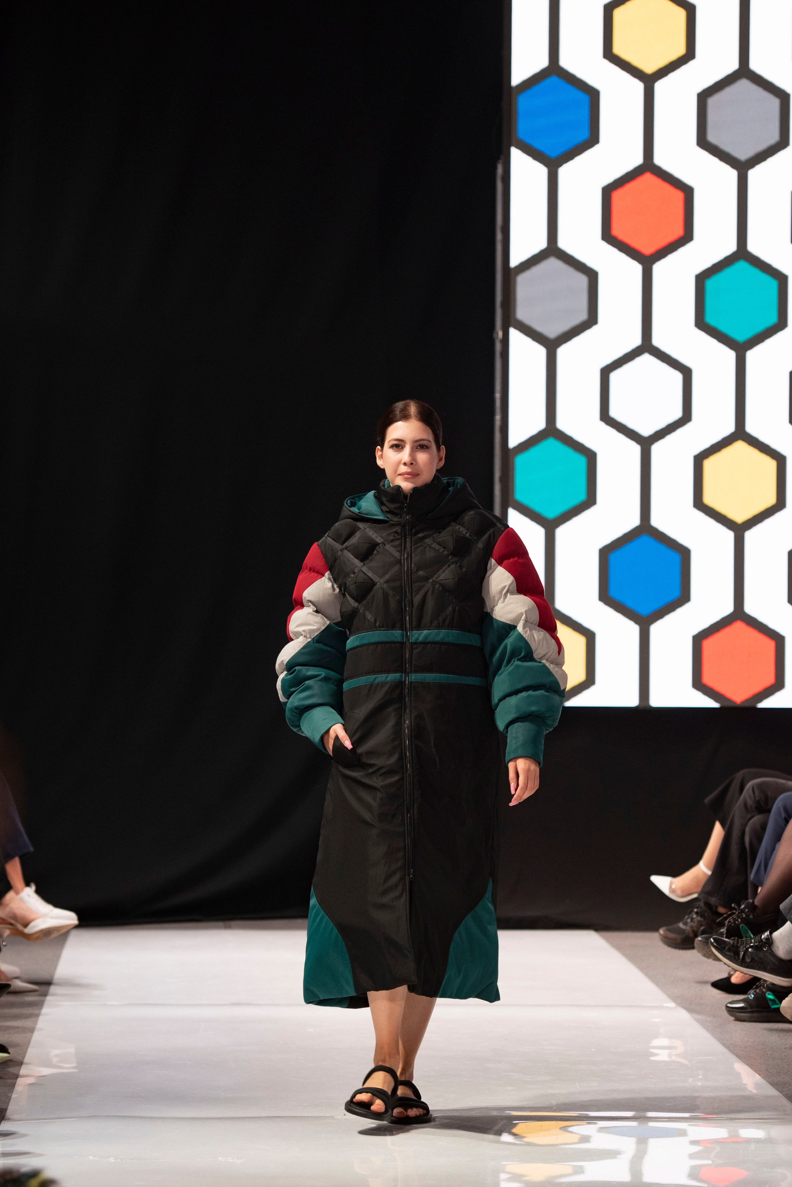 Фотограф на модельный показ. Свадебный, семейный, фэшн фотограф, школьный фотограф в Сочи