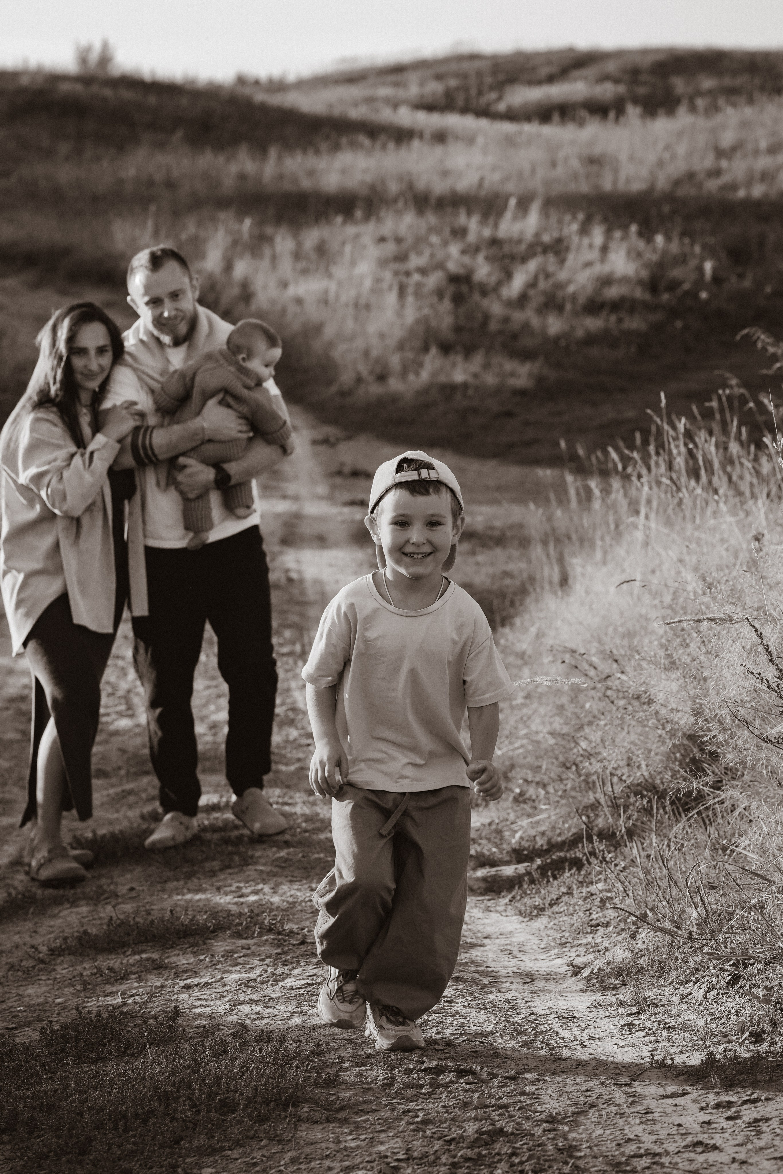 Семья Тони и Саши на закате. Семейный и портретный фотограф в Санкт-Петербурге Татьяна Гримоть