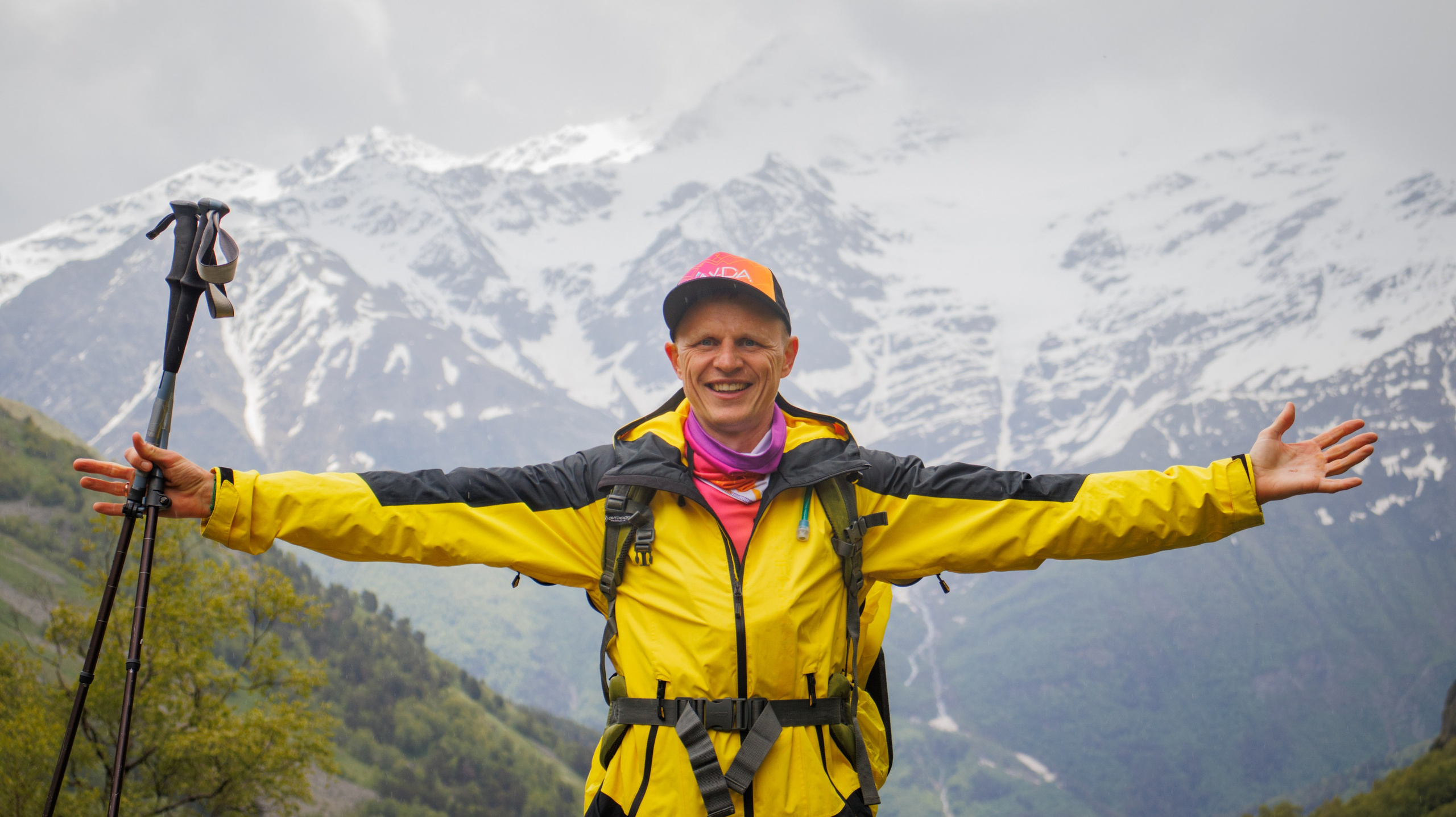 Трекинг / Терскольский водопад. Фотограф на трекинг и восхождение Эльбрус, Приэльбрусье. Елизавета Бобок
