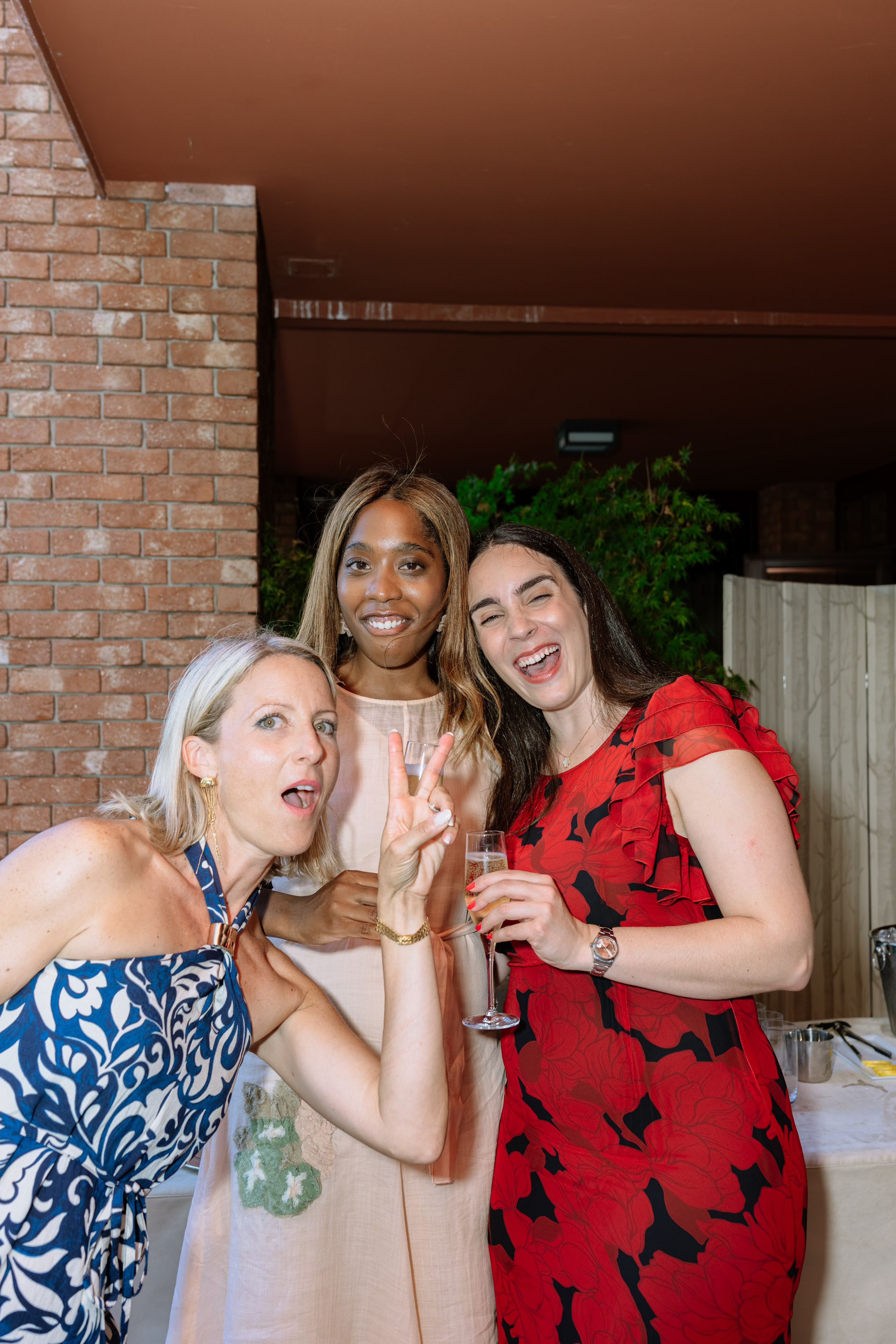 Laura & Aymeric | Hotel La Réserve Genève. Professional Wedding Photographer Geneva & Romande Switzerland | Tanya Creator