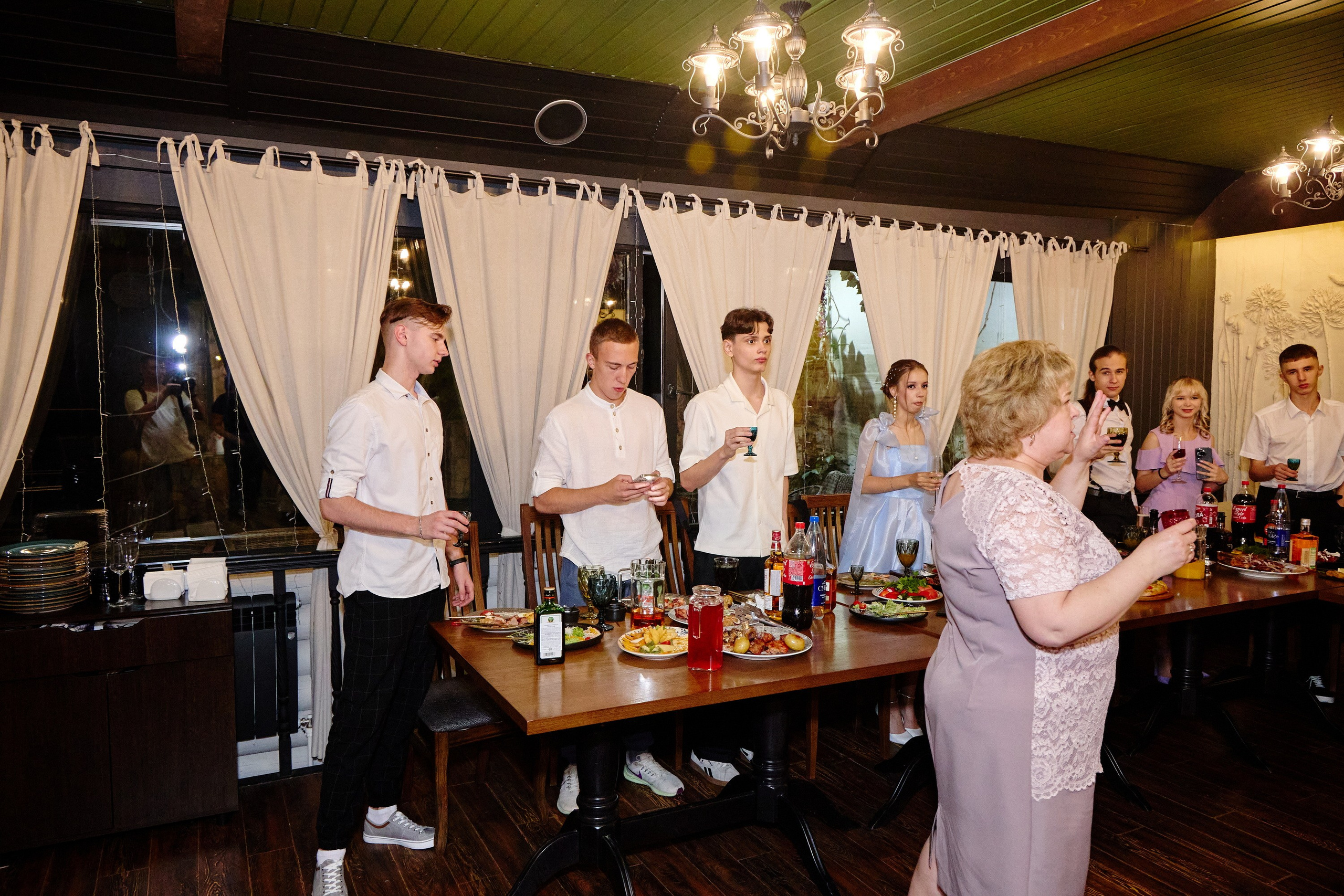 Выпускной 35 Сош. Фотограф Выпускные альбомы Таганрог Сергей Коробченко