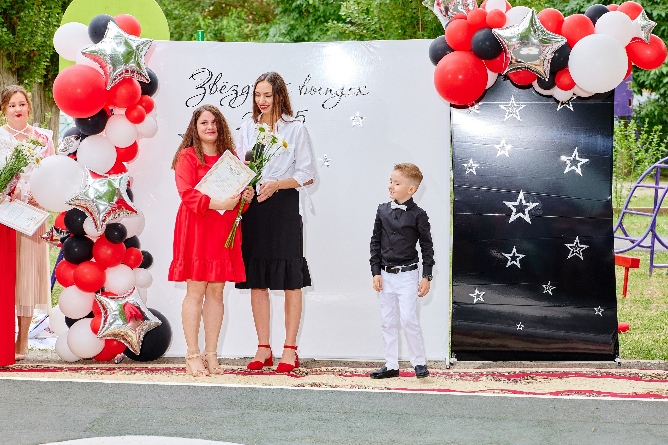 Выпускной 45 сад. Фотограф Выпускные альбомы Таганрог Сергей Коробченко