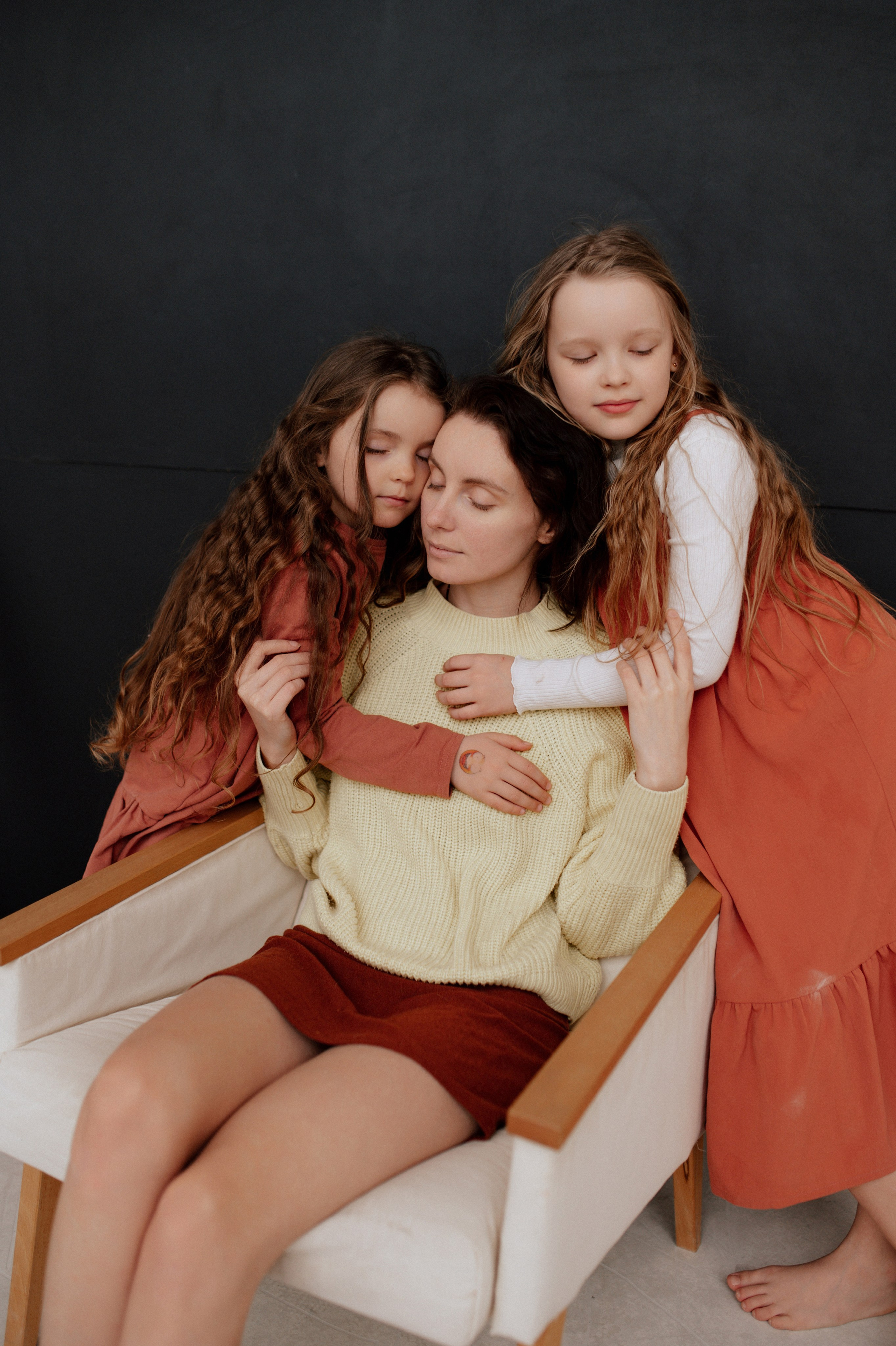 Мама и дочки. Фотограф Светлана Васильева