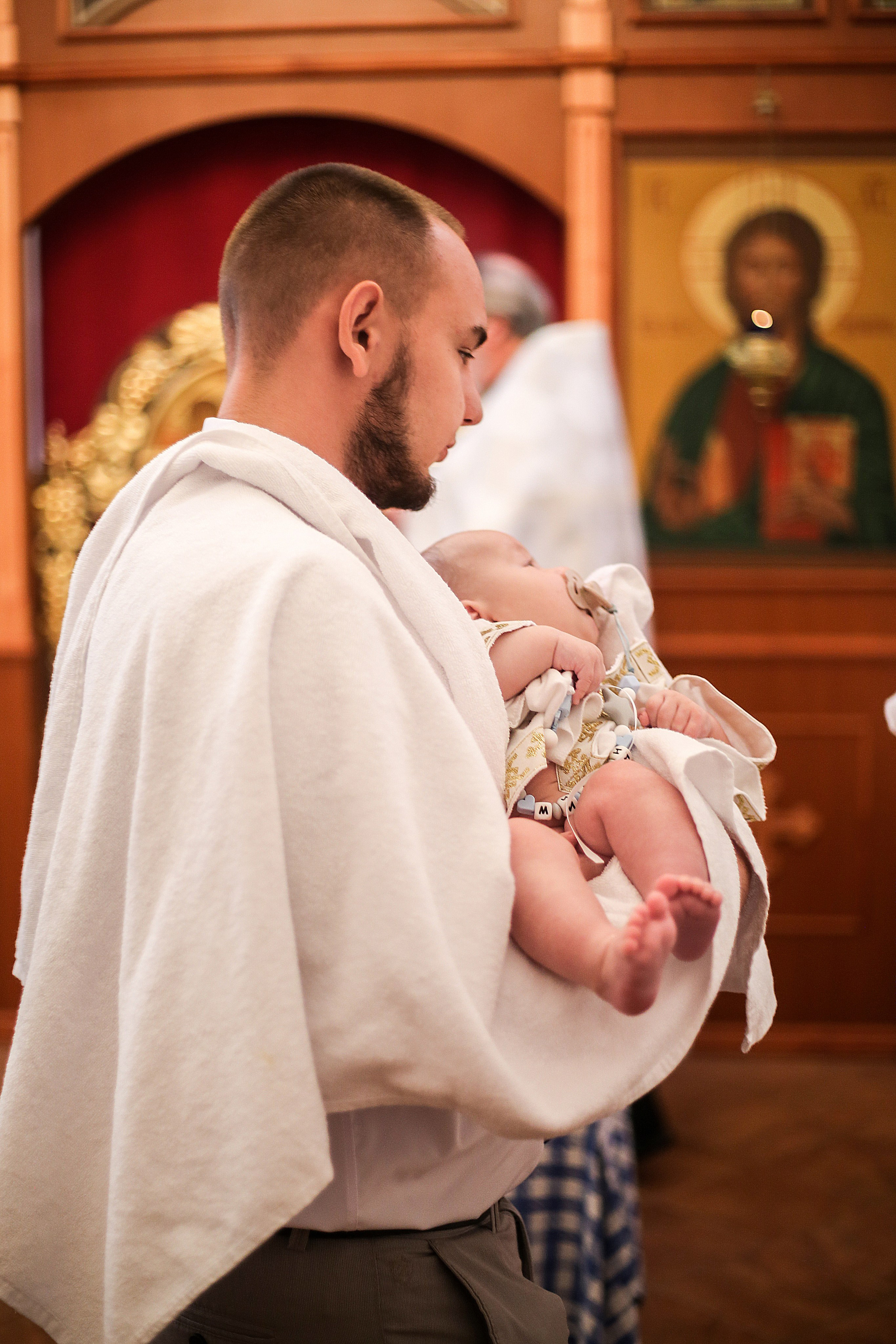 Крещение в Храме Святой Троицы Сходня. Фотограф Анастасия Залевская