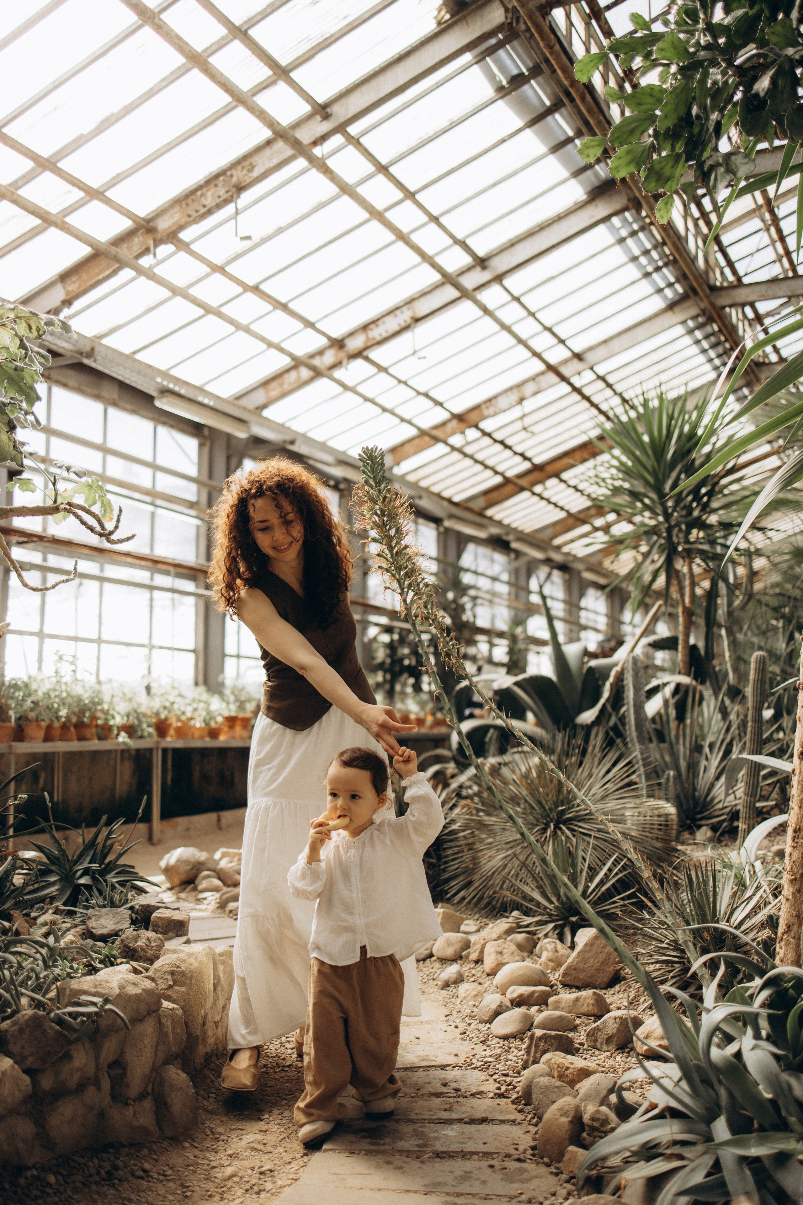 Прогулка по оранжерее. Семейный фотограф в Москве Ксения Аганина