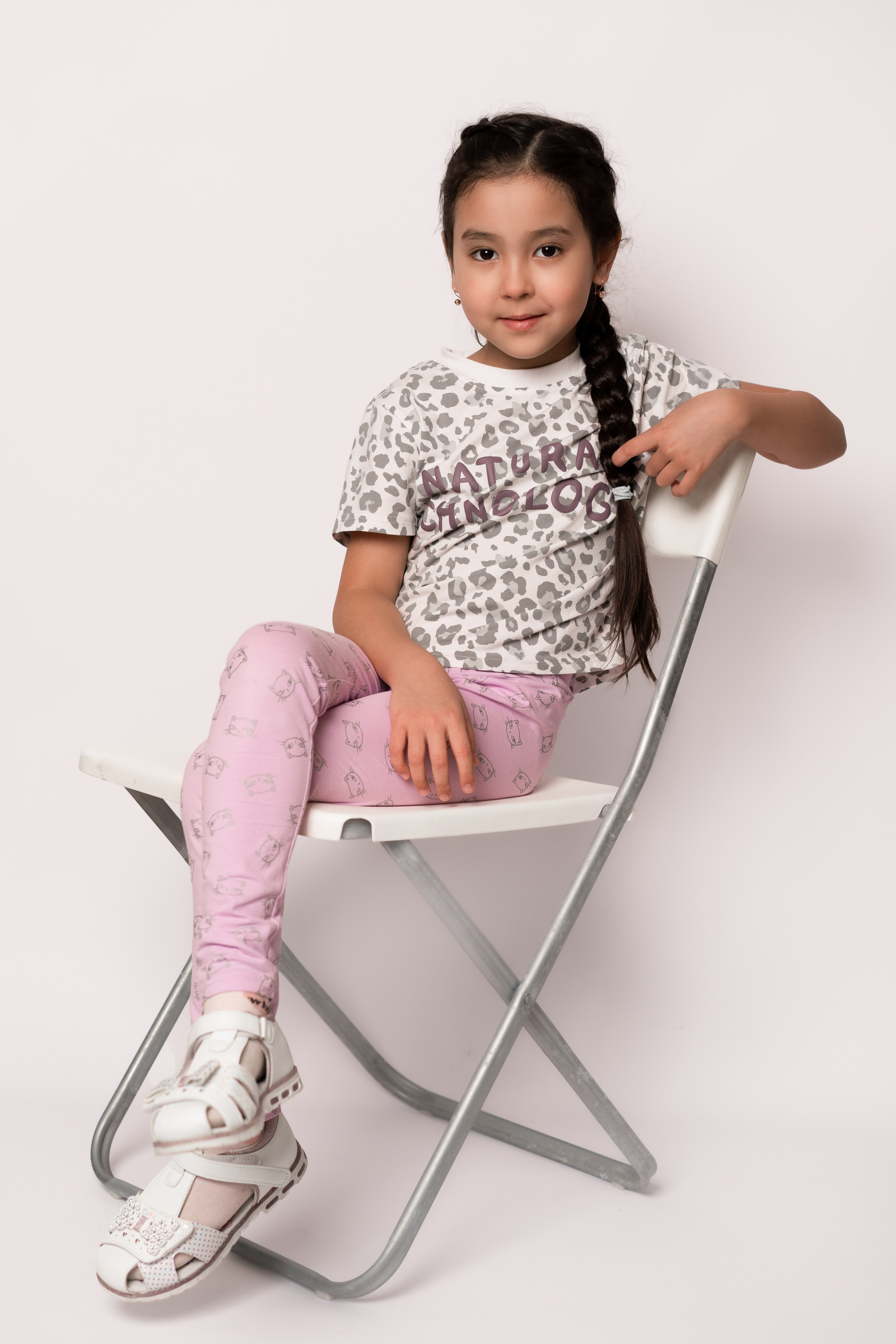 Детский сад, портреты белый фон. Фотограф Шунова Саша