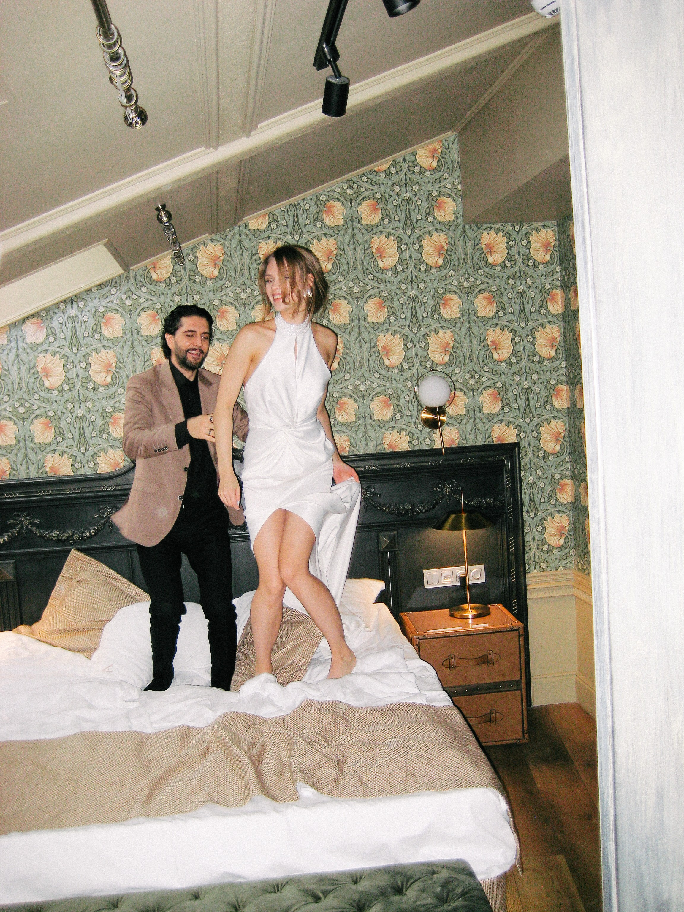 Свадебная фотосессия в бутик отеле Арбат 6, свадебный фотограф в Москве