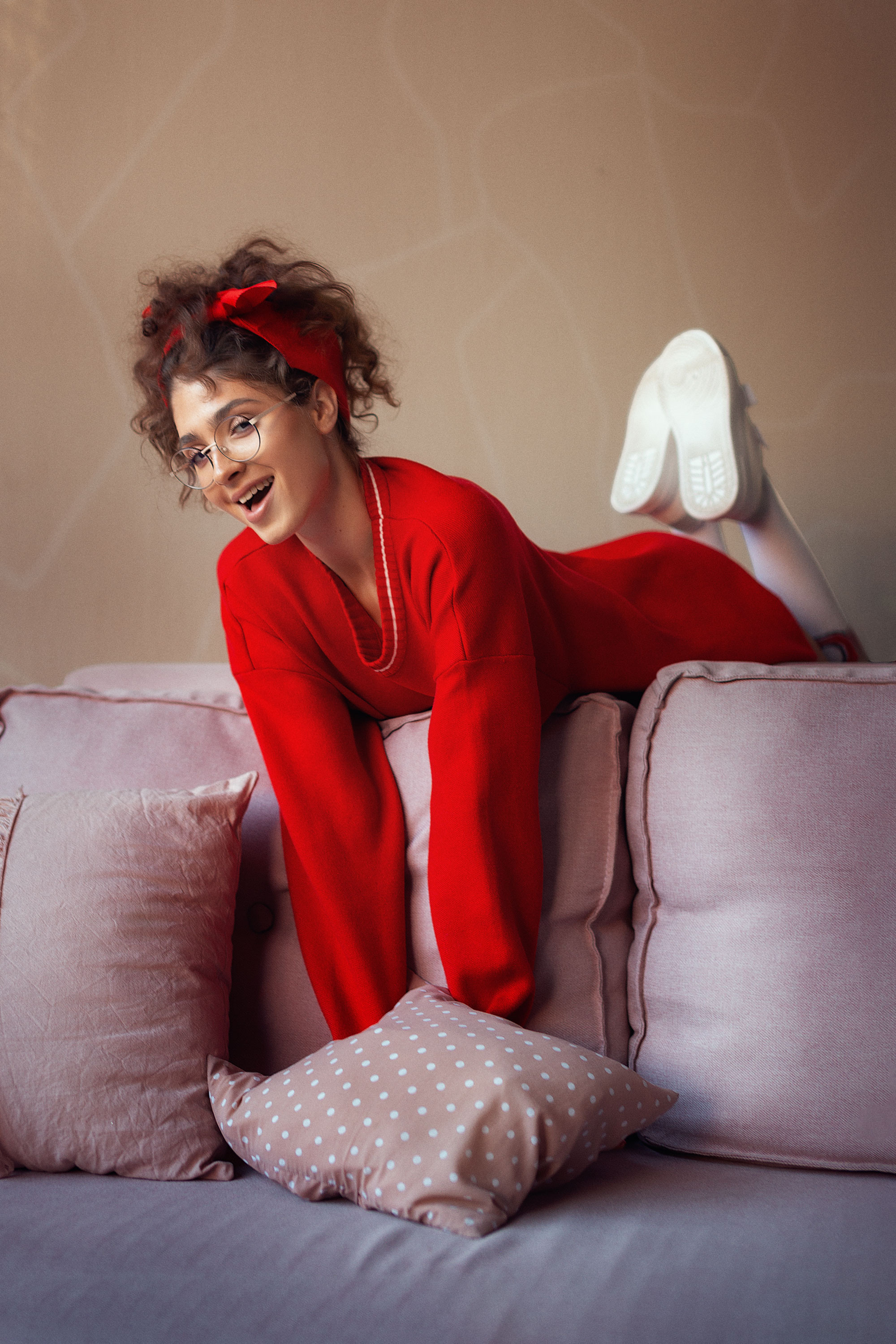 Кудряшка. Рекламная и портретная фотография Екатеринбург