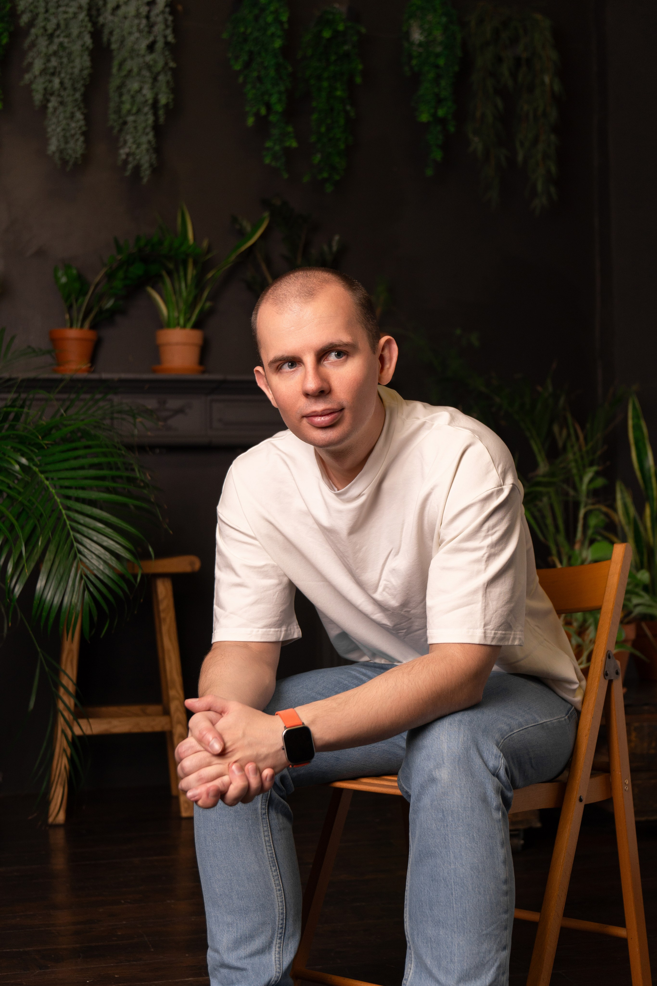 Семейная фотосессия в студии. Фото и видео съёмка в Москве и МО Александр Чапала и Трояк Алеся