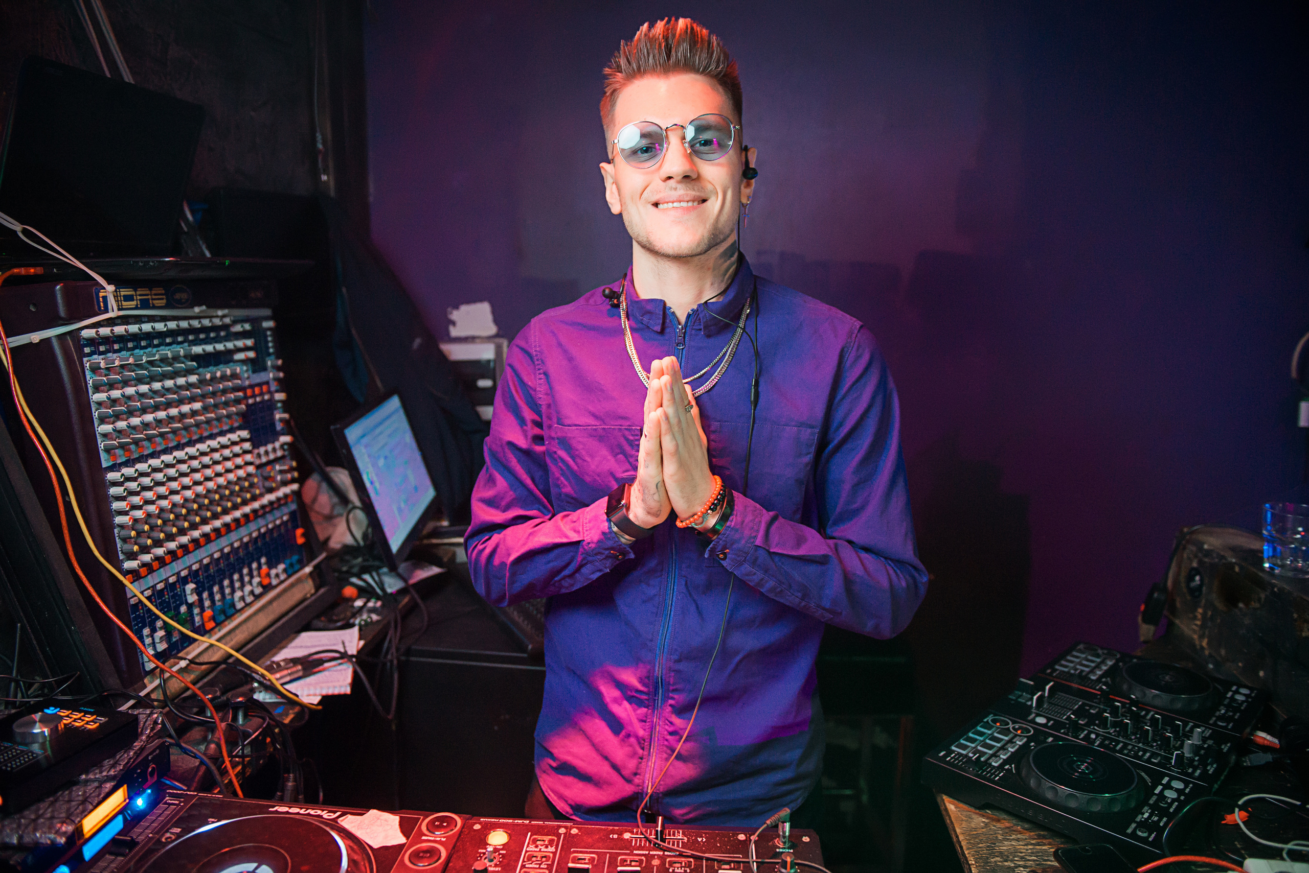 CLUB. Фотограф Сергей Некрасов