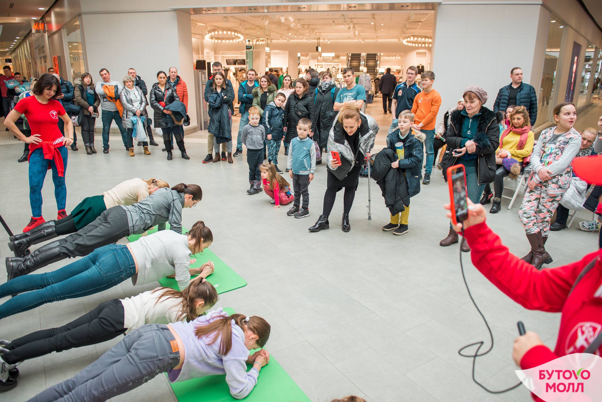 MALL. Фотограф Сергей Некрасов