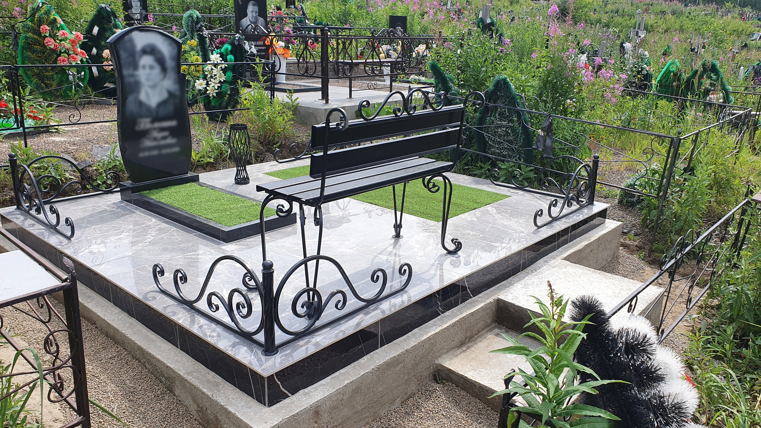 Благоустройство (наши работы). ГРАНИТ26 Ритуальные услуги Железногорск. Благоустройство могил, продажа памятников