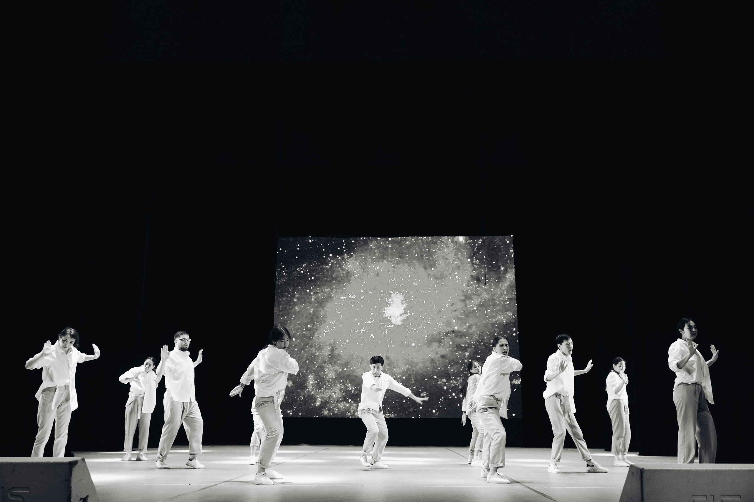 Вручение аттестатов 14 Гимназия. Свадебный и семейный фотограф в Улан-Удэ