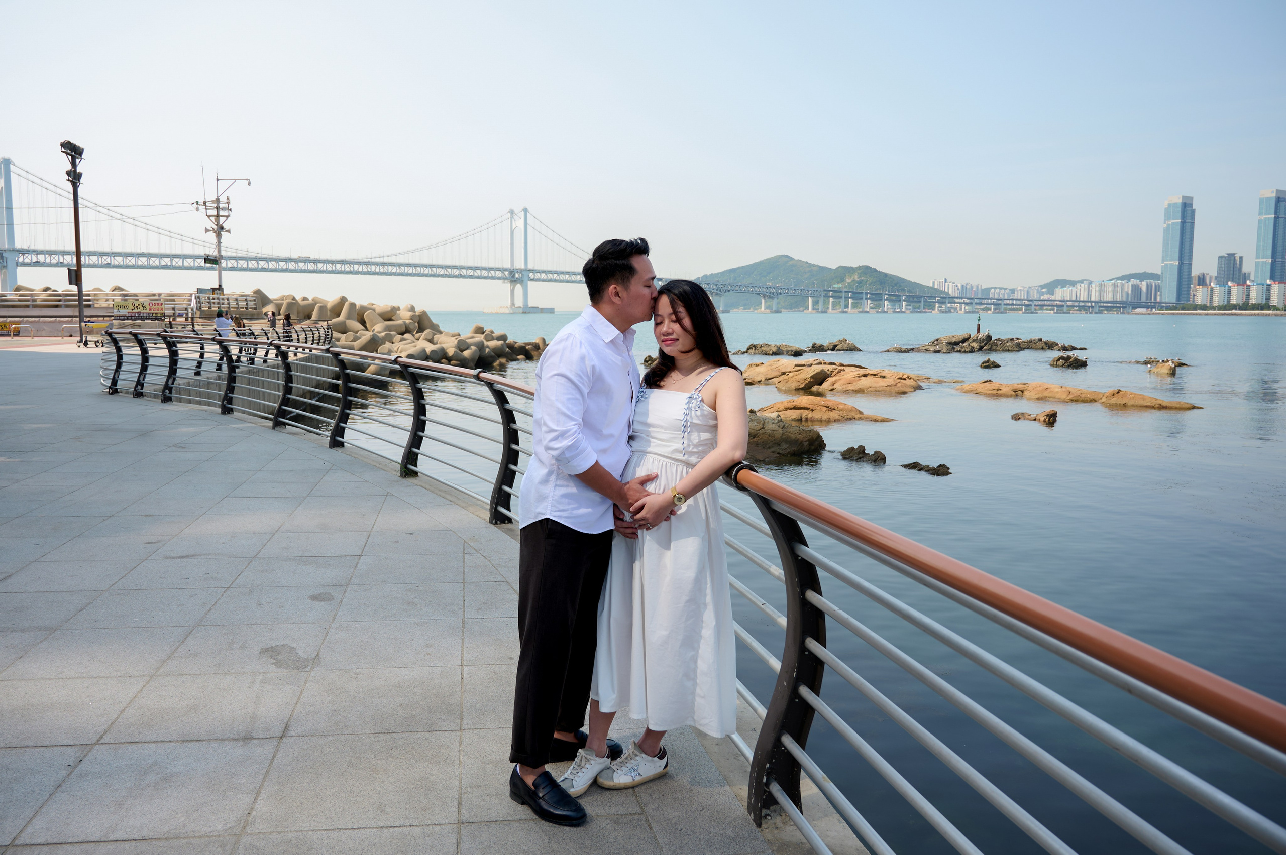 Maternity photoshoot at Gwangalli in Busan. Busan photographer | Фотограф Пусан