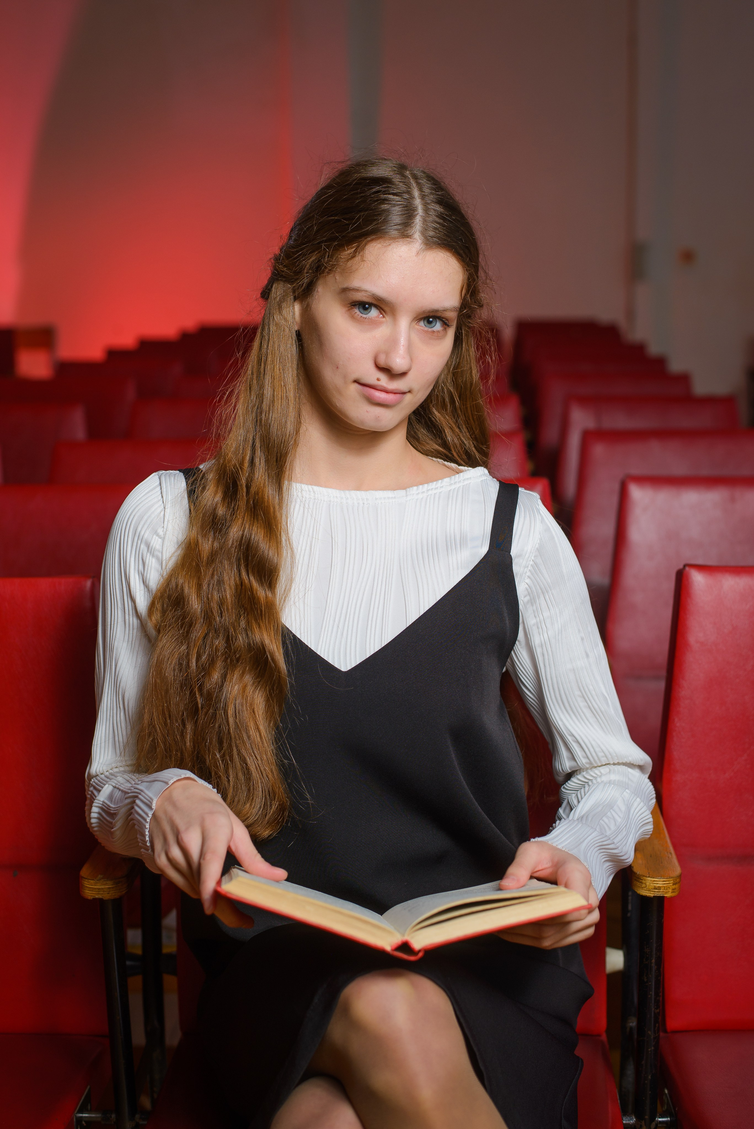 Портреты 9-11 кл. АРТИКУЛ. Выпускные альбомы Нижний Тагил