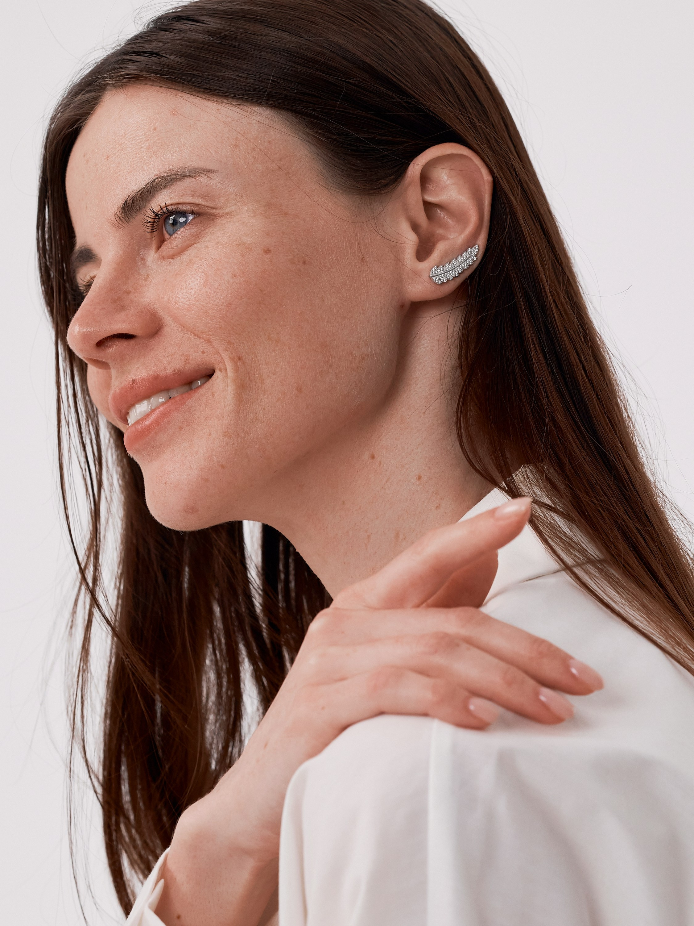 Фотосъемка ювелирных украшений Екатеринбург бижутерия Wildberries ВБ Ozon Озон предметная съемка Екб заказать цена фотосъемка товара WB. Фотограф Екатеринбург Анастасия Жерновская | Маркетплейсы и нейрофото