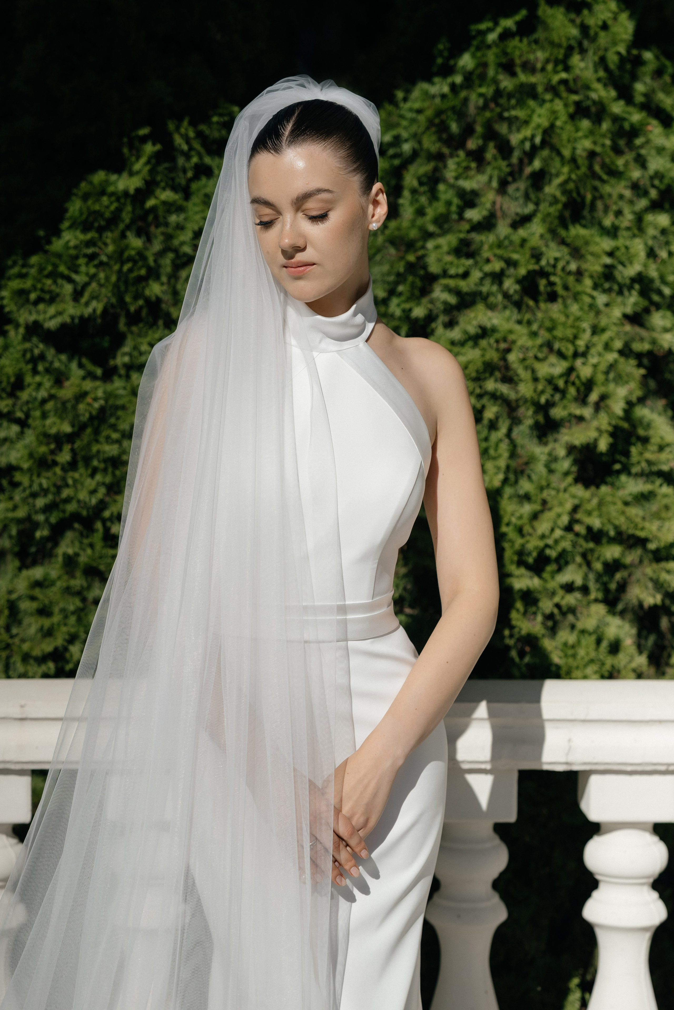 Wedding day in VERSAL PARK. Wedding PHOTOGRAPHER Andrew Vnukov