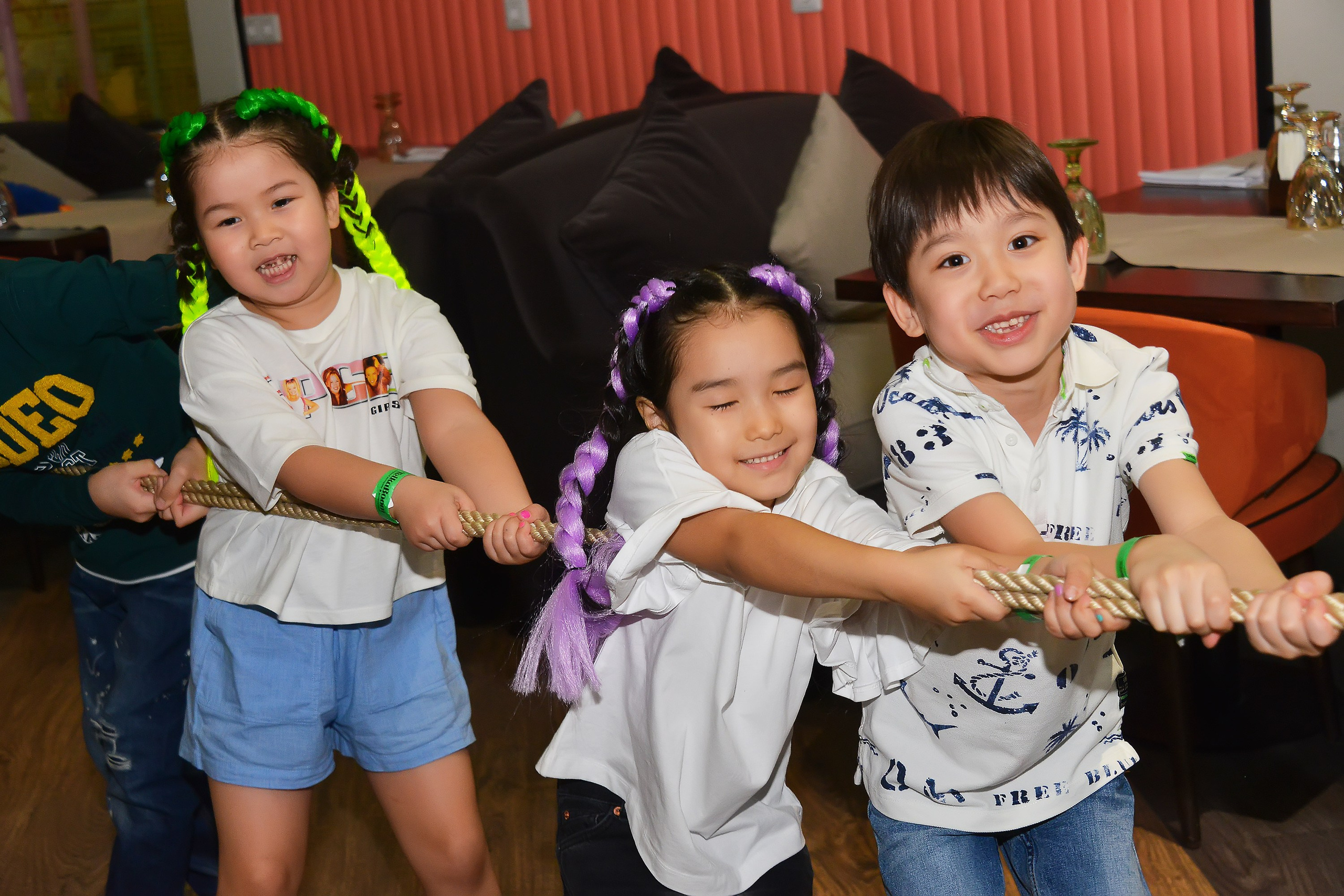 Дети-6 (Айлин-8 лет). Фотосъёмка. Фотограф Сергей Авдеев-семейный и детский фотограф в Алматы