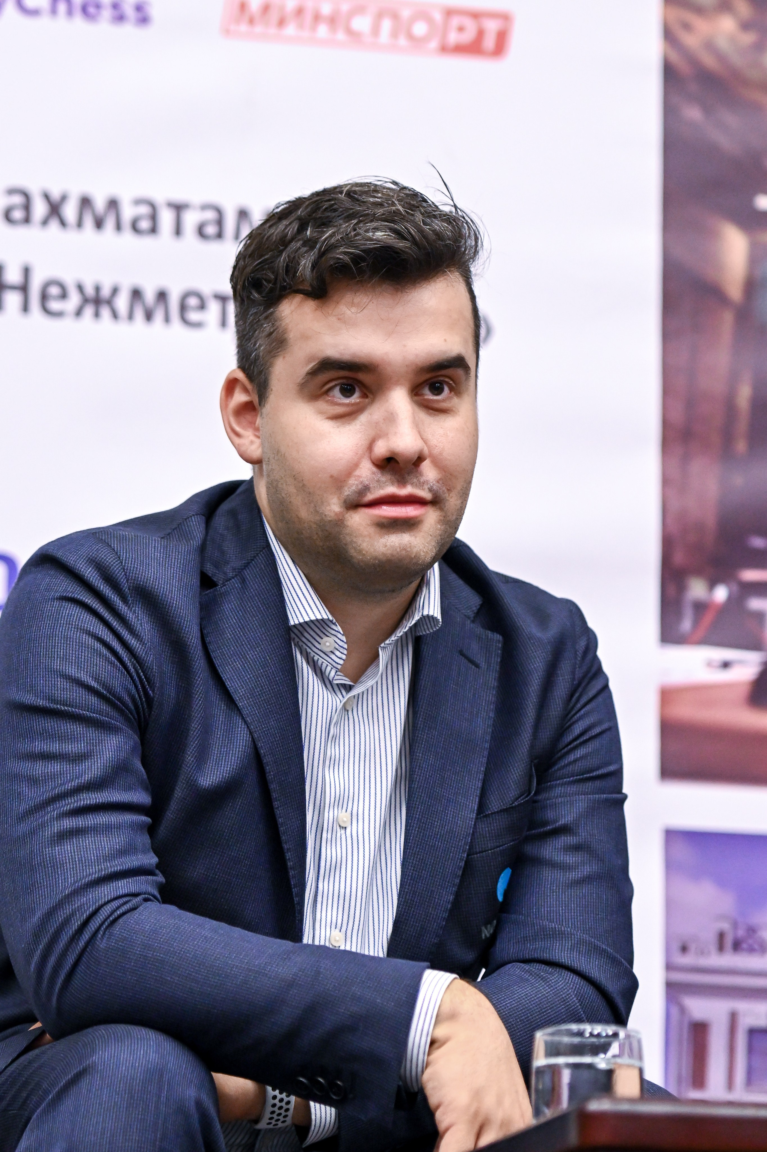 Ян Непомнящий, пресс-подход. Спортивный и репортажный фотограф в Казани Вячеслав Сатонин