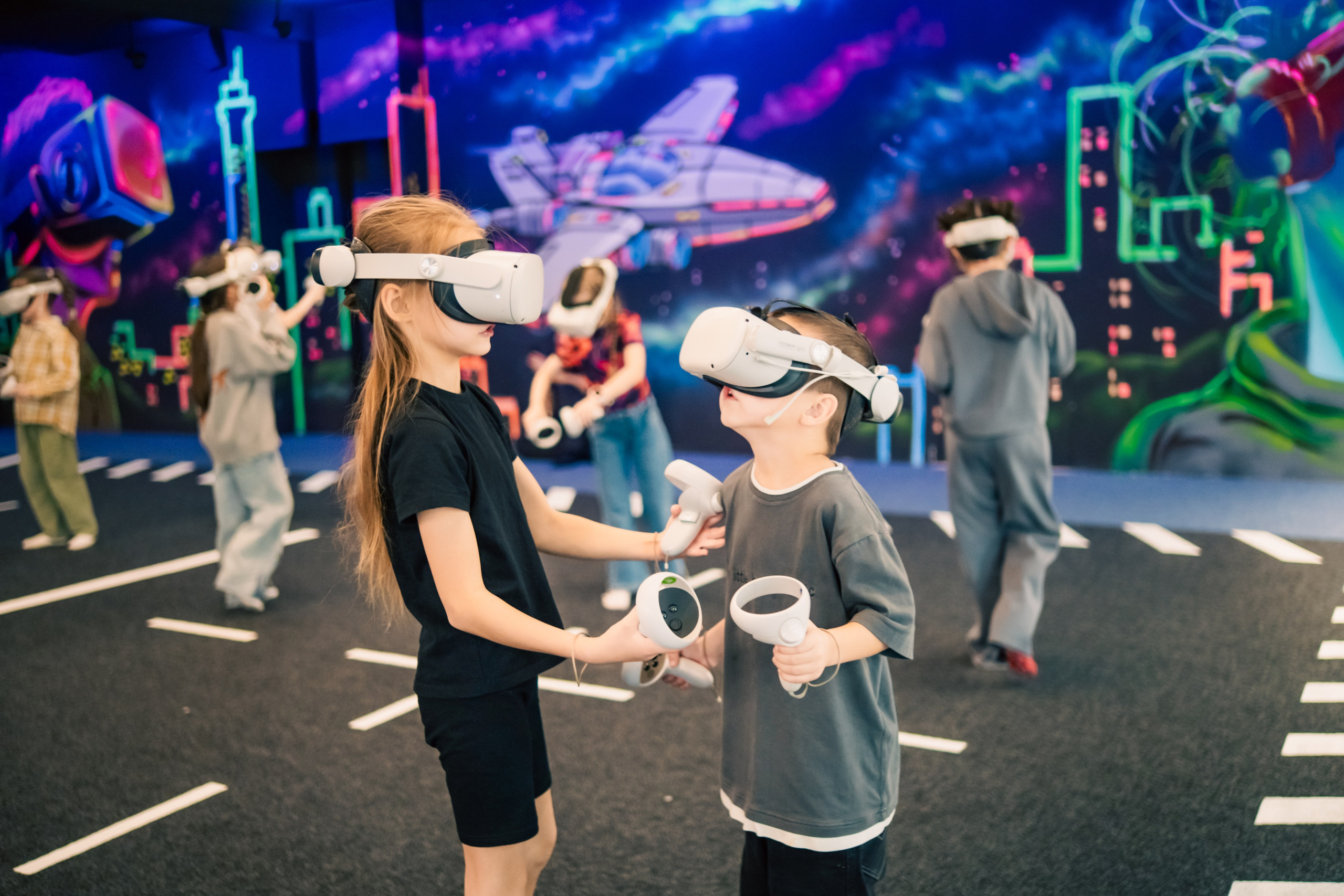 VR April-May. Felixtones