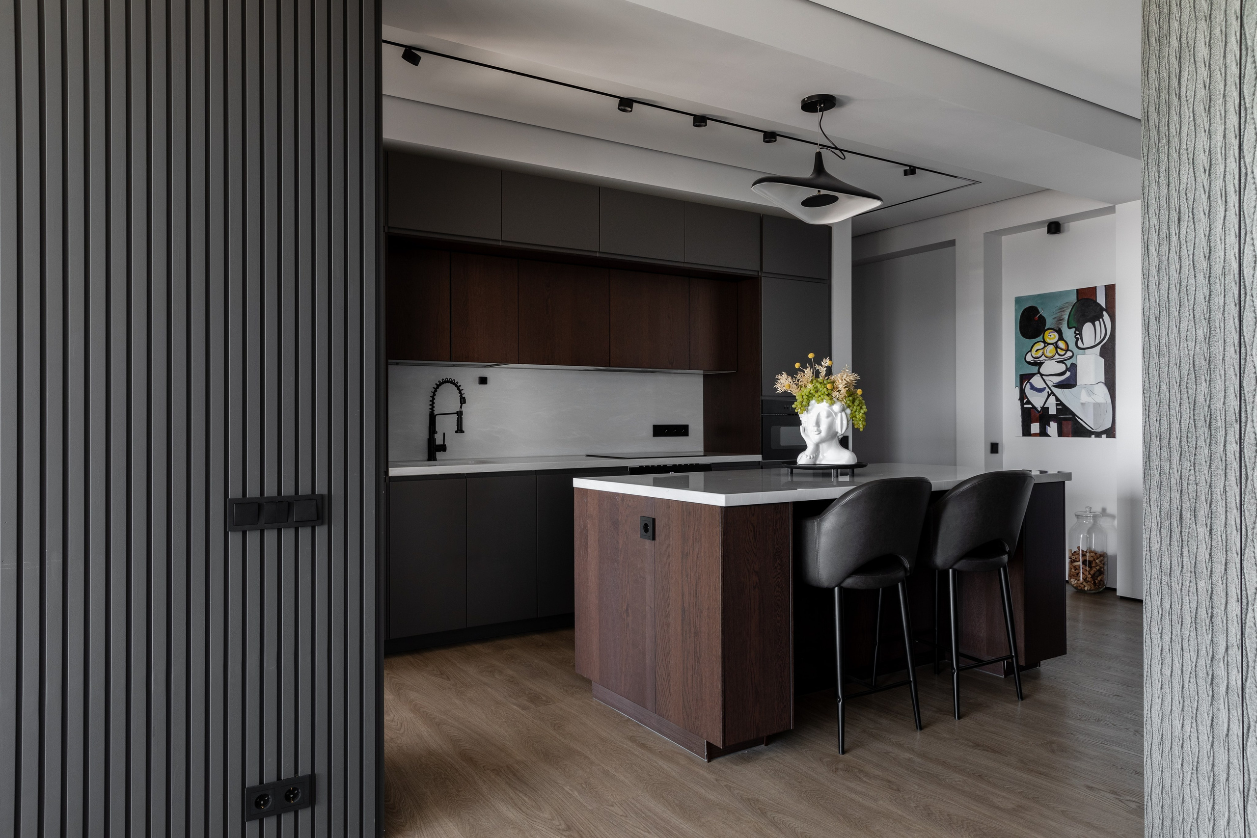 Интерьерная фотосъемка квартиры в ЖК «Беларусь», дизайн проект @regina_gard_. Интерьерный фотограф Москва