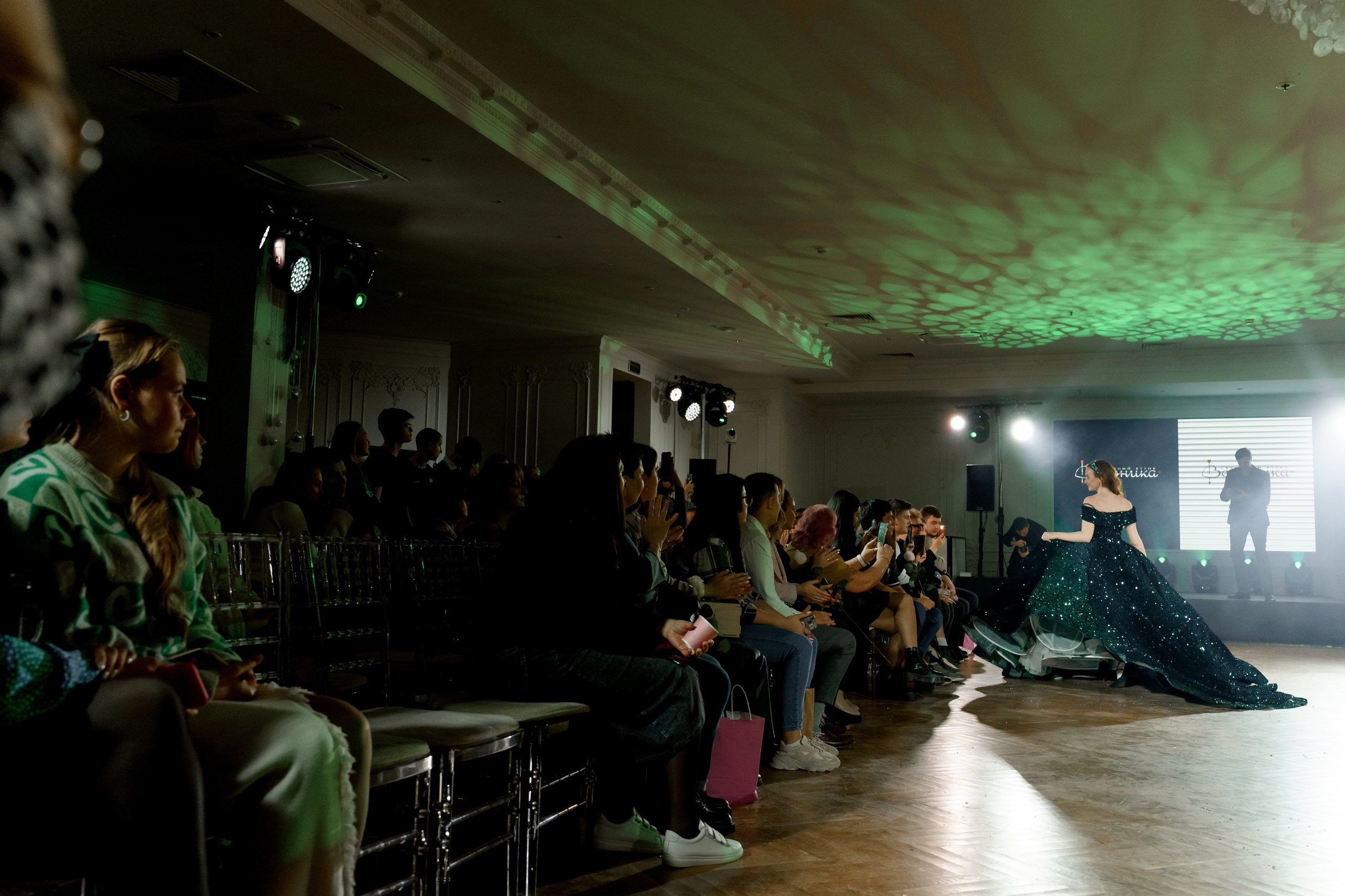 Выставка свадебных специалистов «Свадьба на 1000%». Свадебный фотограф в Санкт-Петербурге