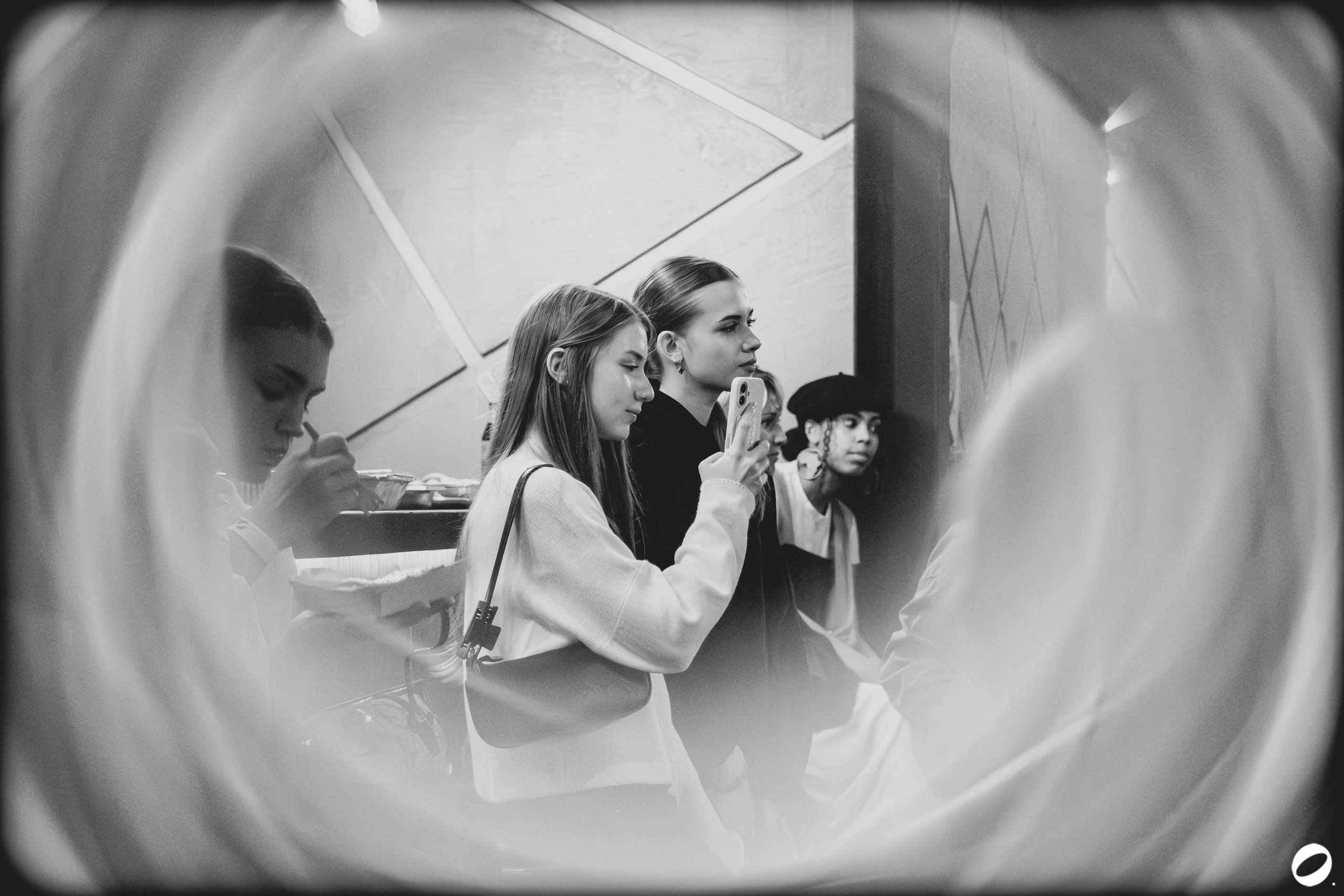 ODD.CLUB 04/04 (@youlovebu). Соня бу тебя сфоткала