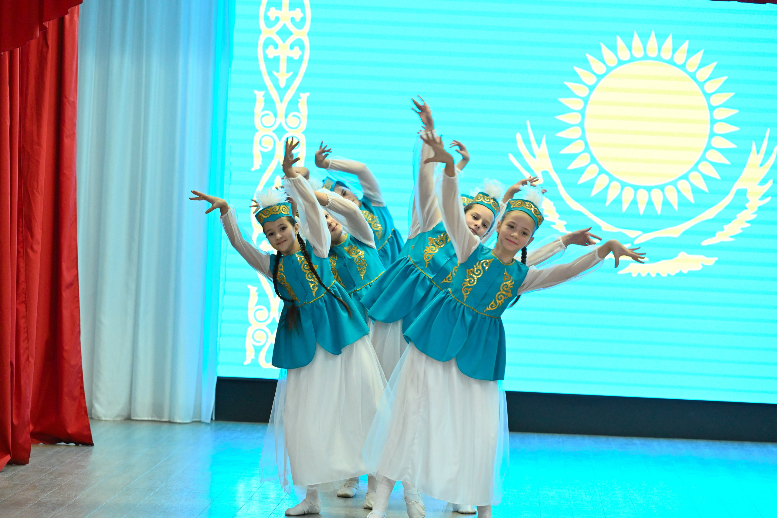 2025-11-21 День семьи 127. Снежинск фото Андрианов