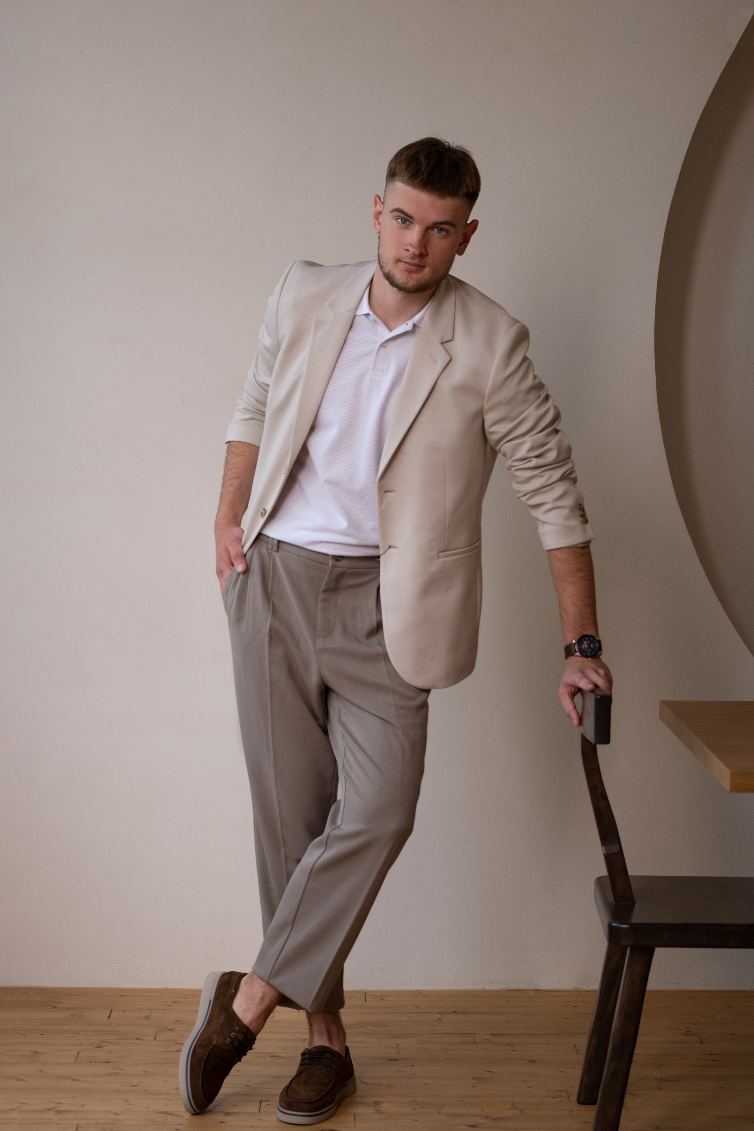 Владимир. Профессиональная фотосъемка в Крыму. Натуральные эмоции и живые кадры. Забронируйте дату прямо сейчас!